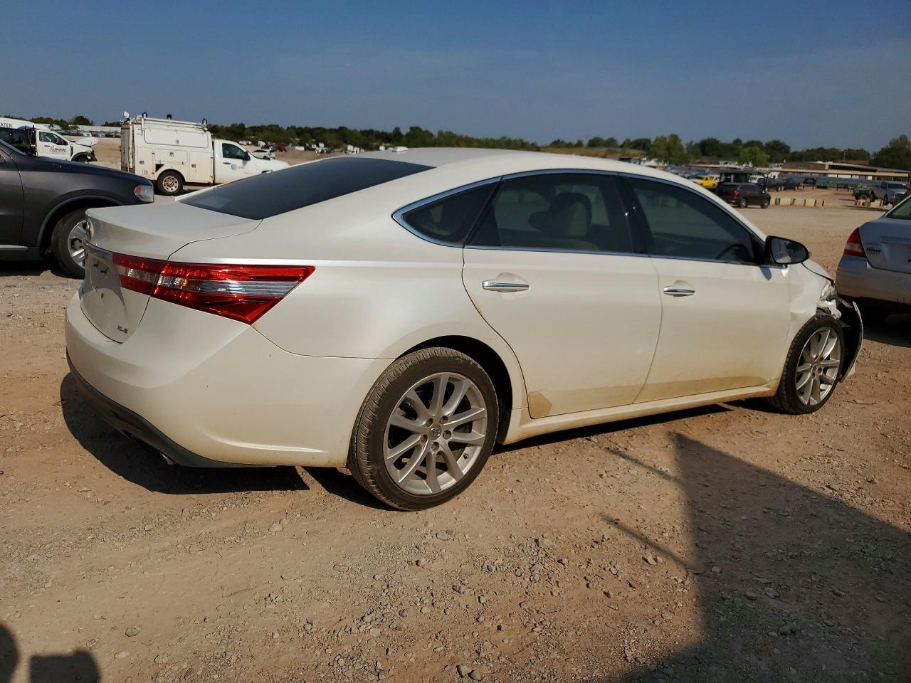2013 Toyota Avalon Xle Touring White vin: 4T1BK1EB5DU059381