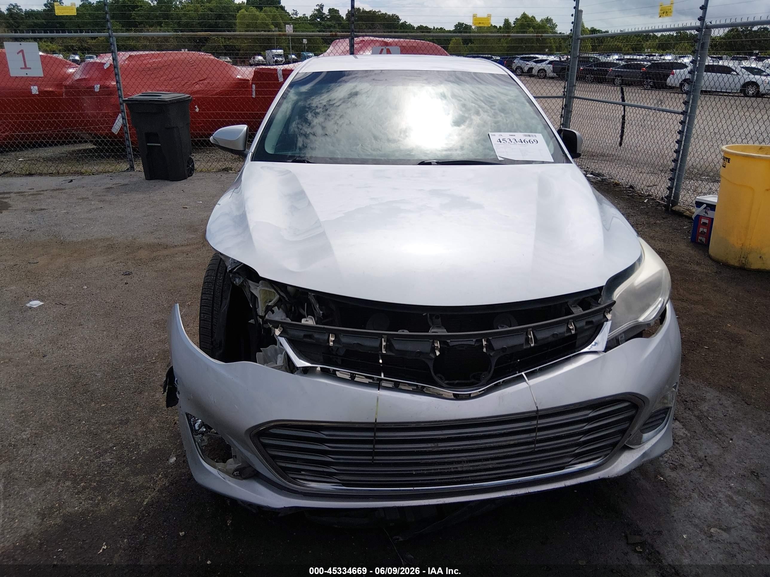 2014 Toyota Avalon Xle Silver vin: 4T1BK1EB5EU085156