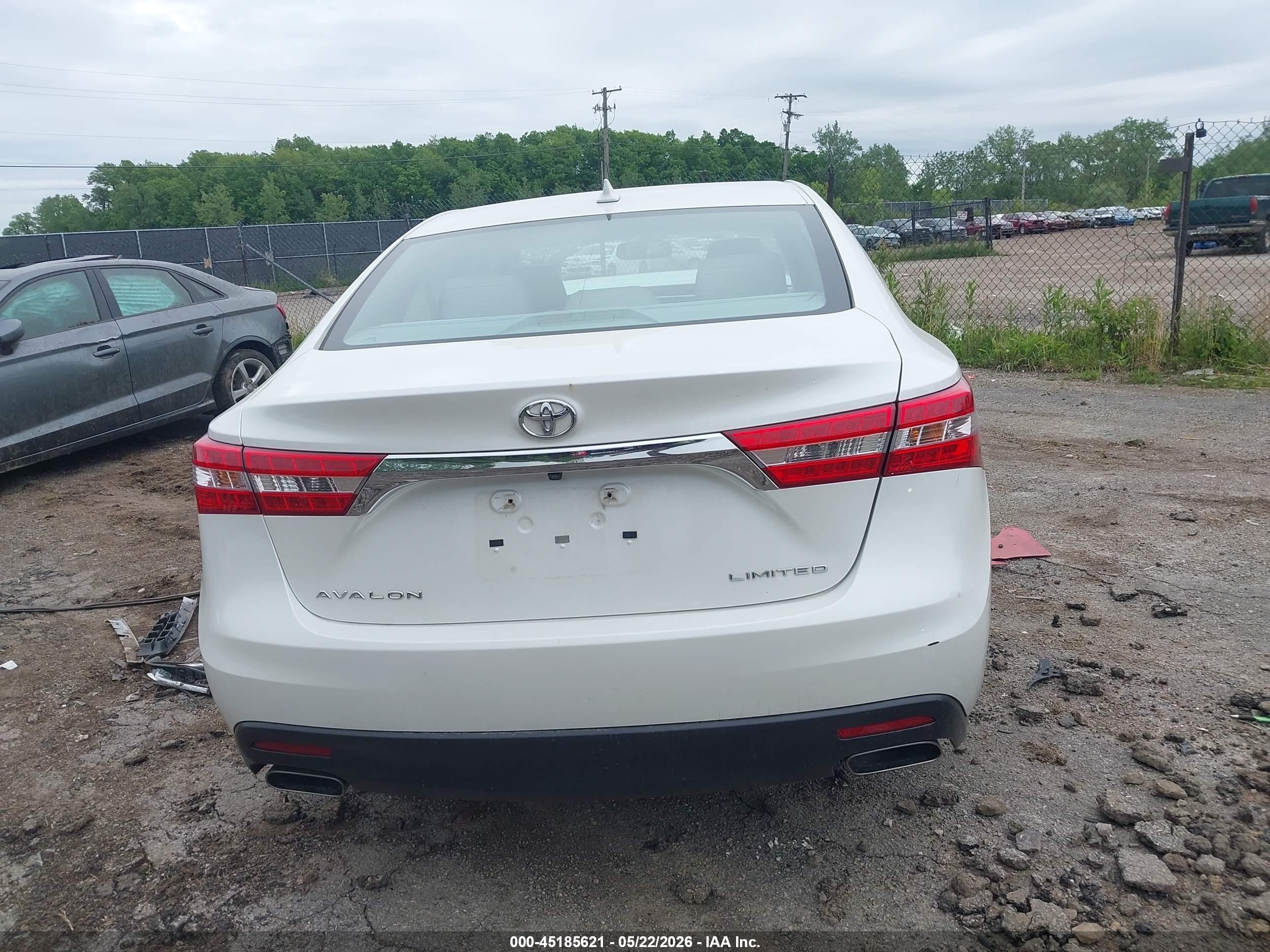 2014 Toyota Avalon Limited White vin: 4T1BK1EB5EU097078