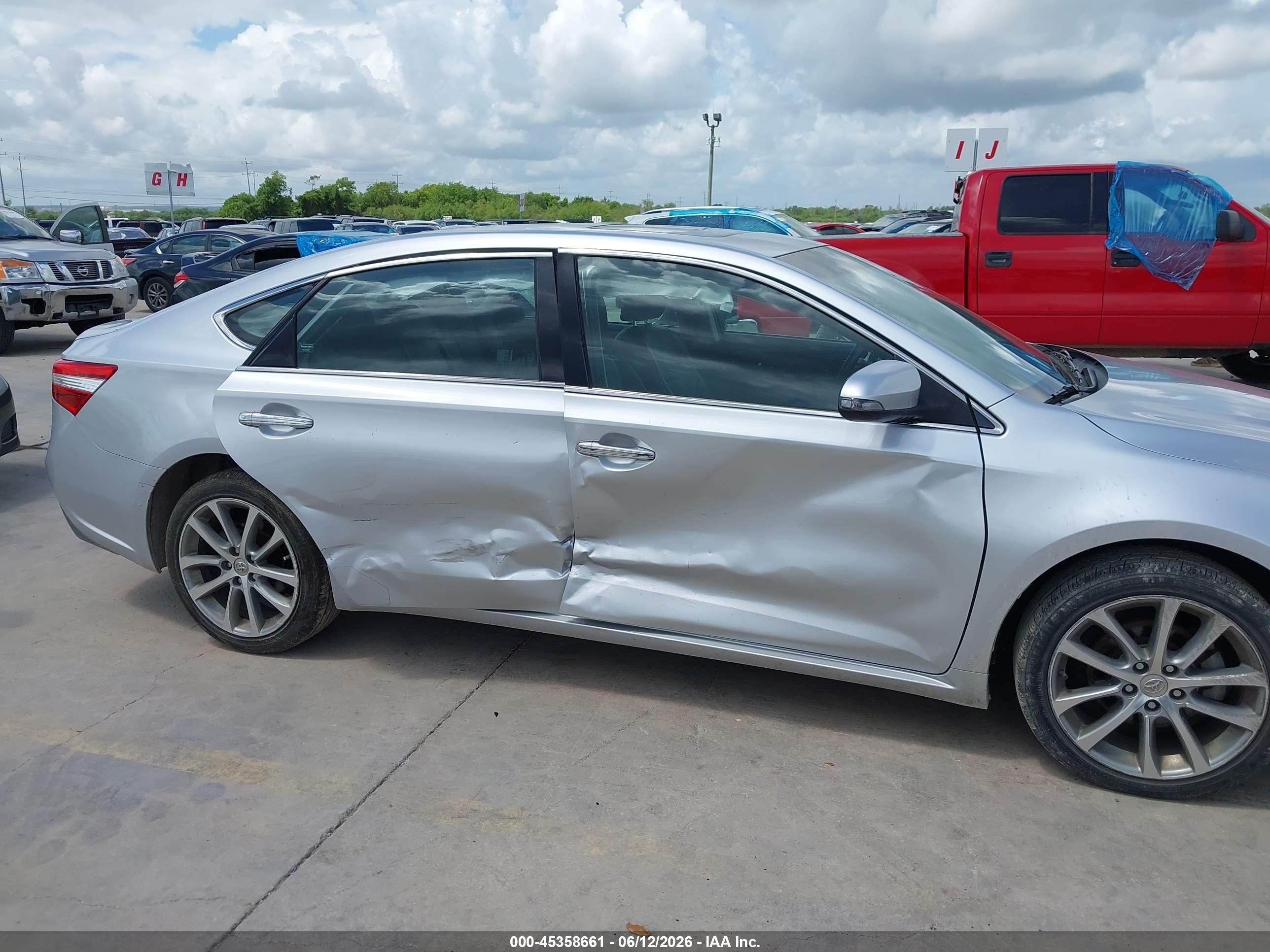 2014 Toyota Avalon Xle Touring Silver vin: 4T1BK1EB5EU108628