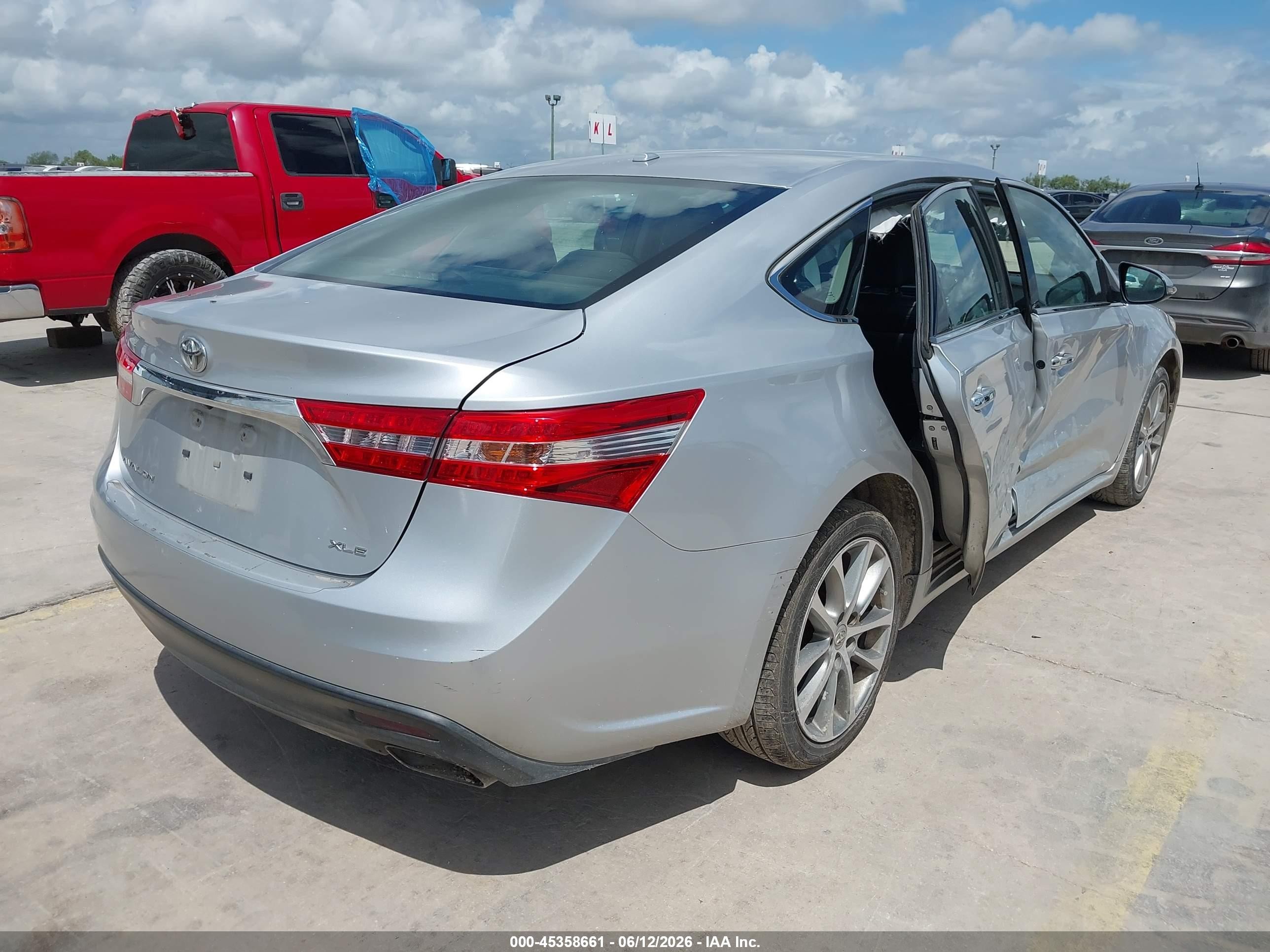 2014 Toyota Avalon Xle Touring Silver vin: 4T1BK1EB5EU108628