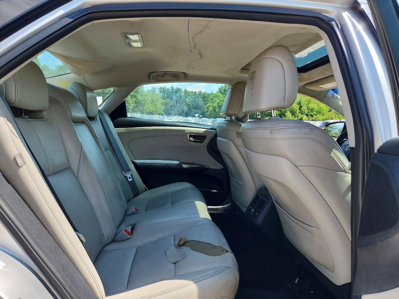 2014 Toyota Avalon Limited Silver vin: 4T1BK1EB5EU127678