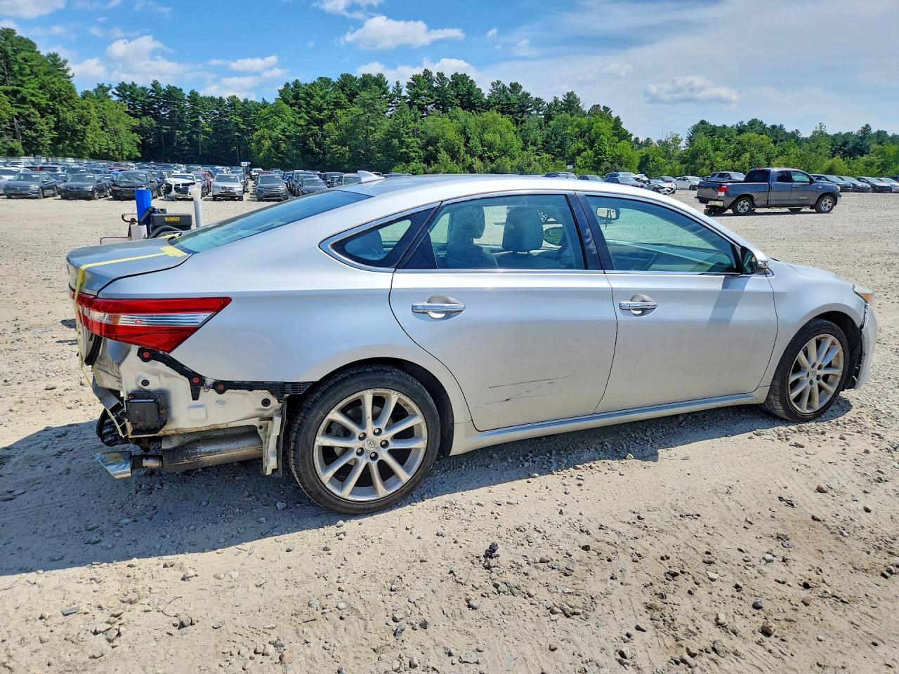 2014 Toyota Avalon Limited Silver vin: 4T1BK1EB5EU127678