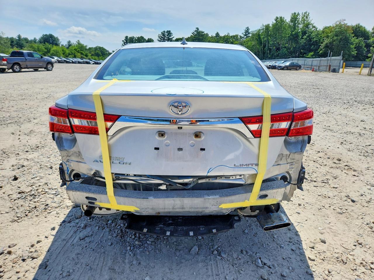 2014 Toyota Avalon Limited Silver vin: 4T1BK1EB5EU127678