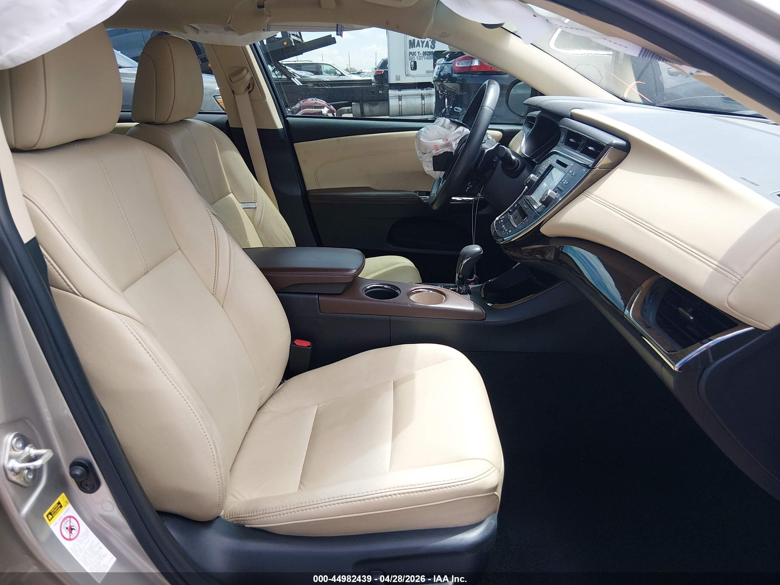 2015 Toyota Avalon Xle Touring Gold vin: 4T1BK1EB5FU141341