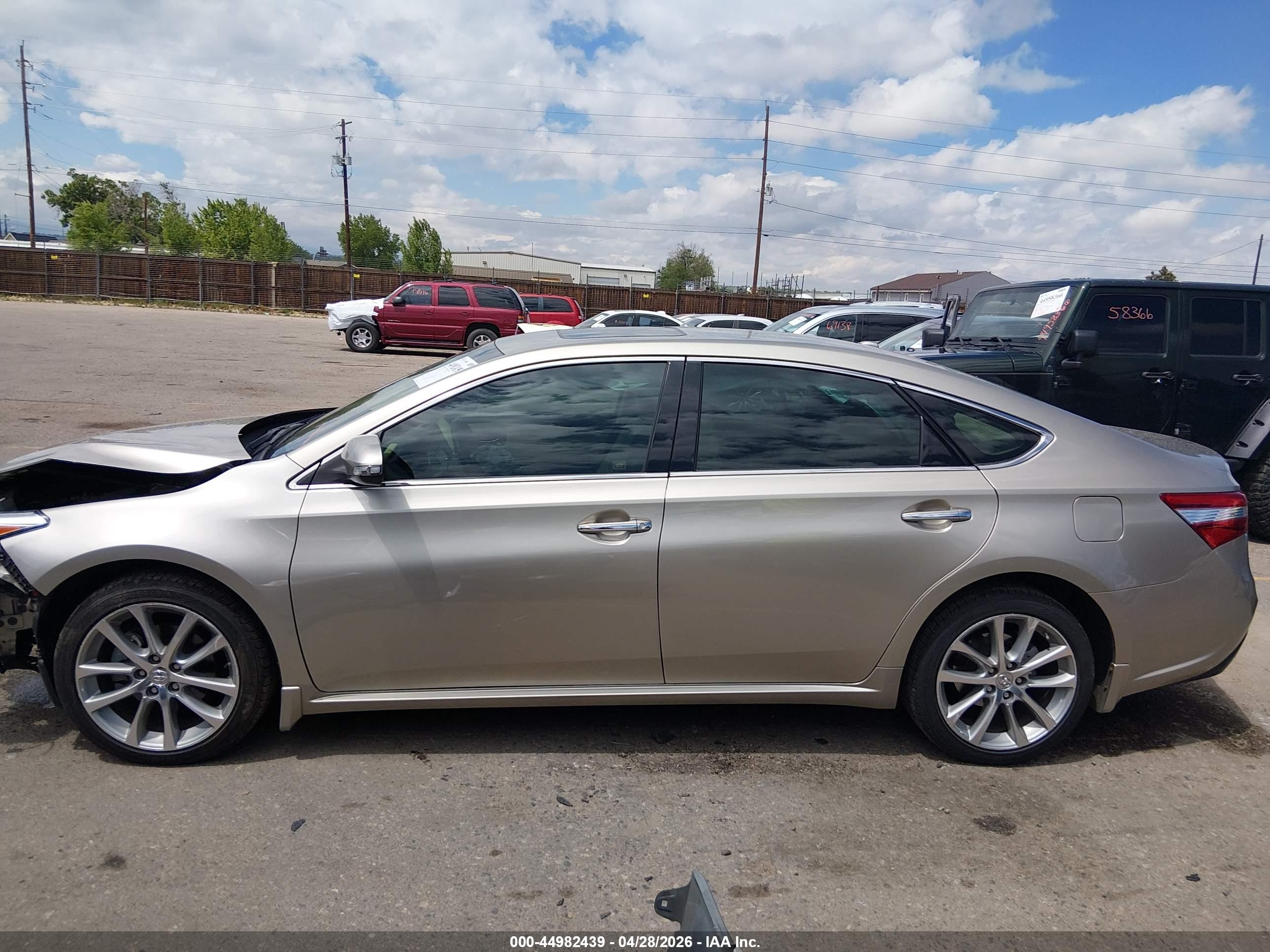 2015 Toyota Avalon Xle Touring Gold vin: 4T1BK1EB5FU141341