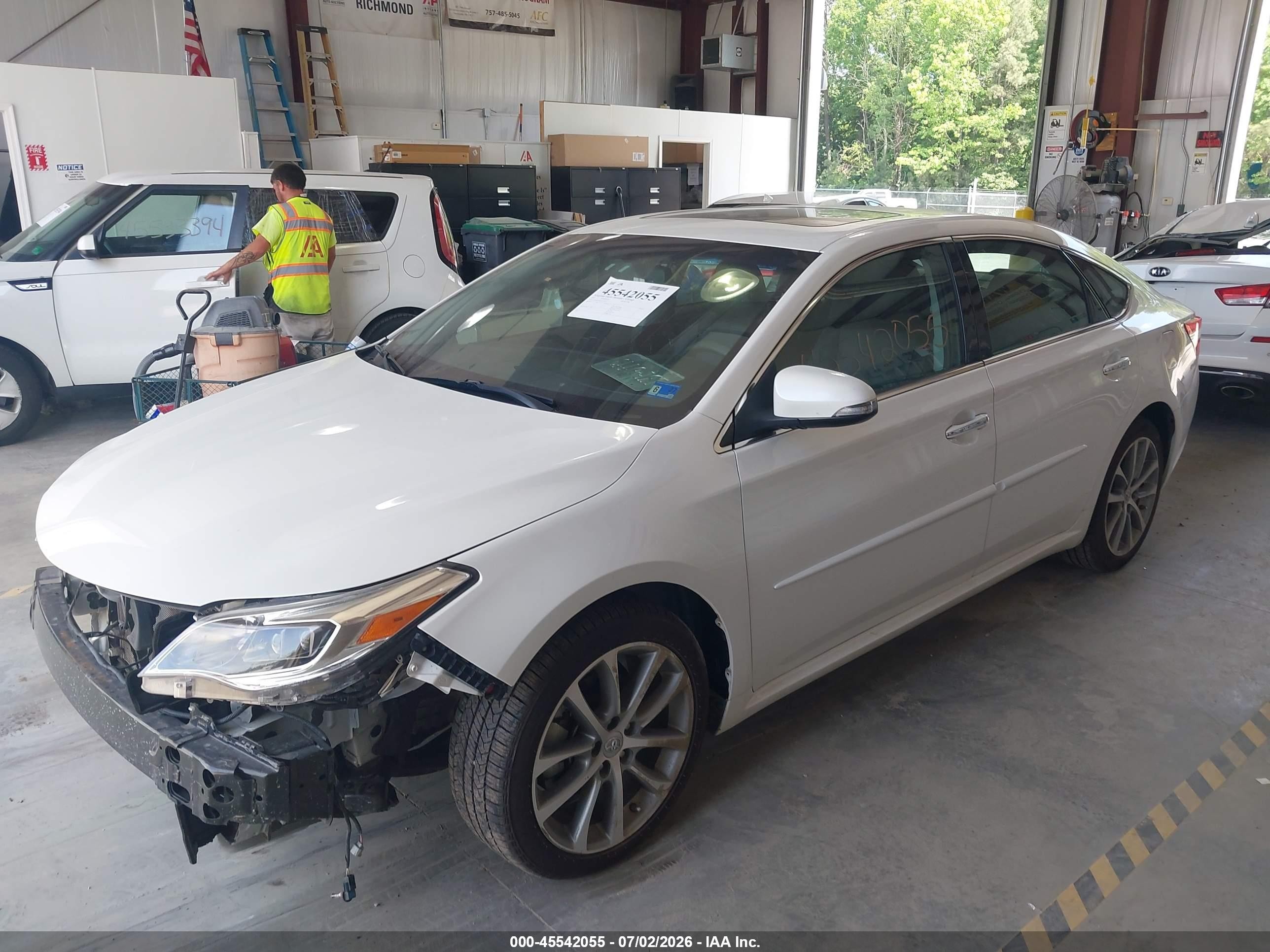 2015 Toyota Avalon Xle Touring White vin: 4T1BK1EB5FU147219