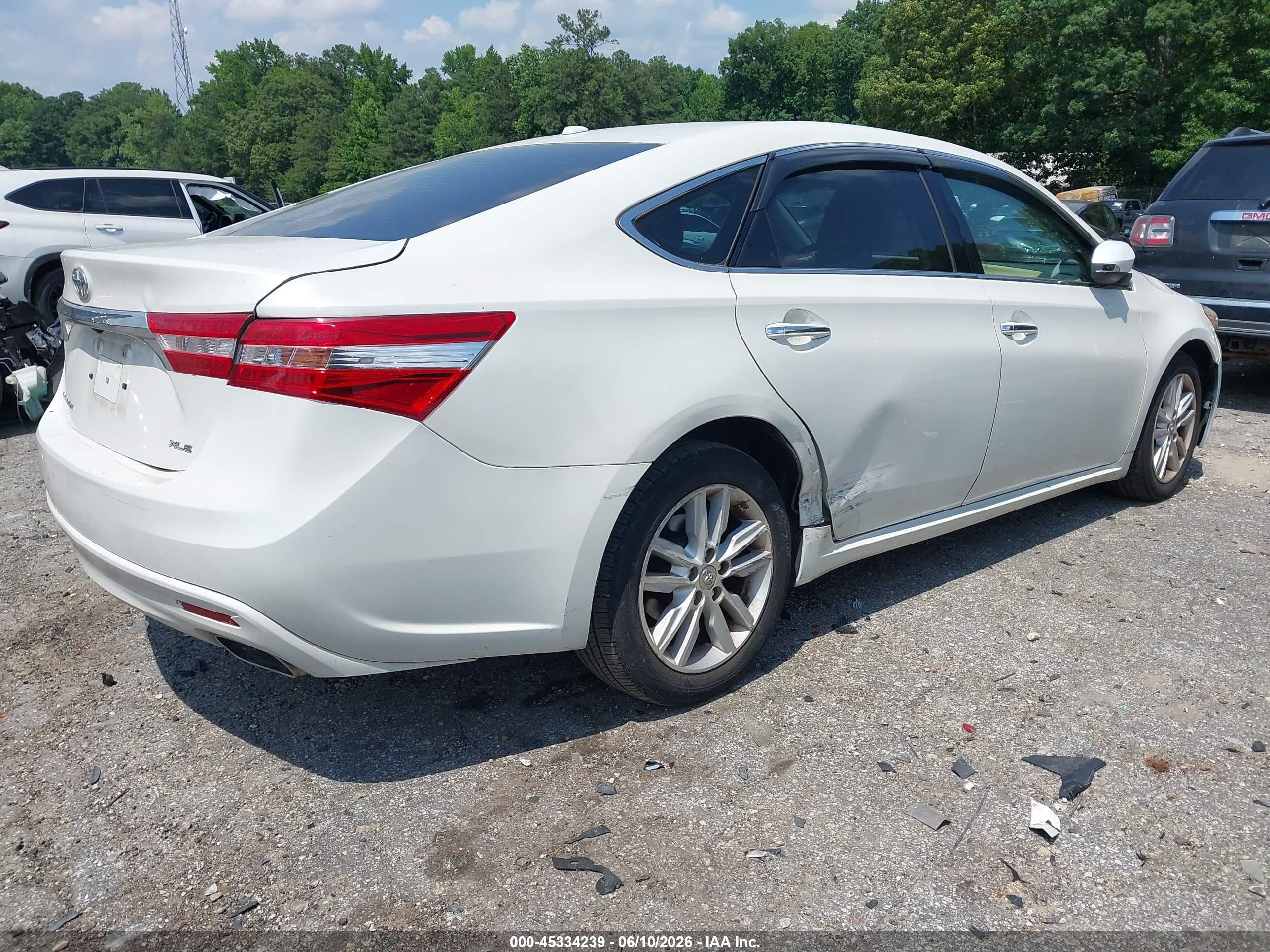 2015 Toyota Avalon Xle White vin: 4T1BK1EB5FU167664