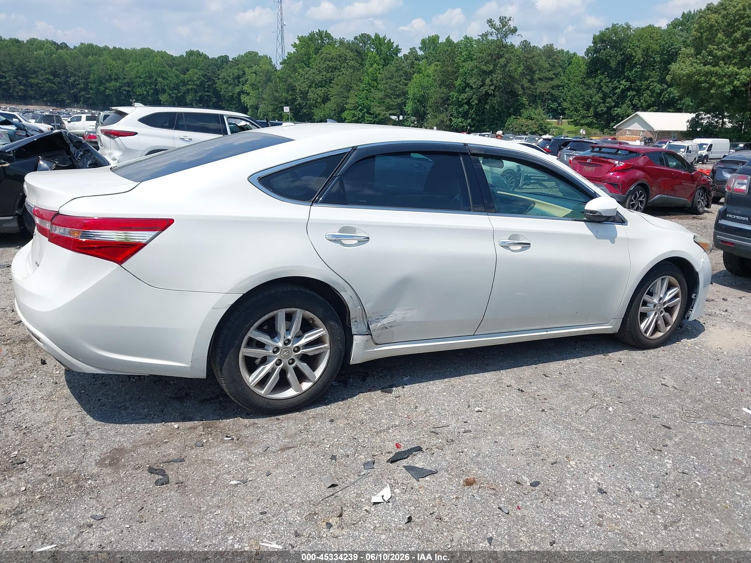 2015 Toyota Avalon Xle White vin: 4T1BK1EB5FU167664