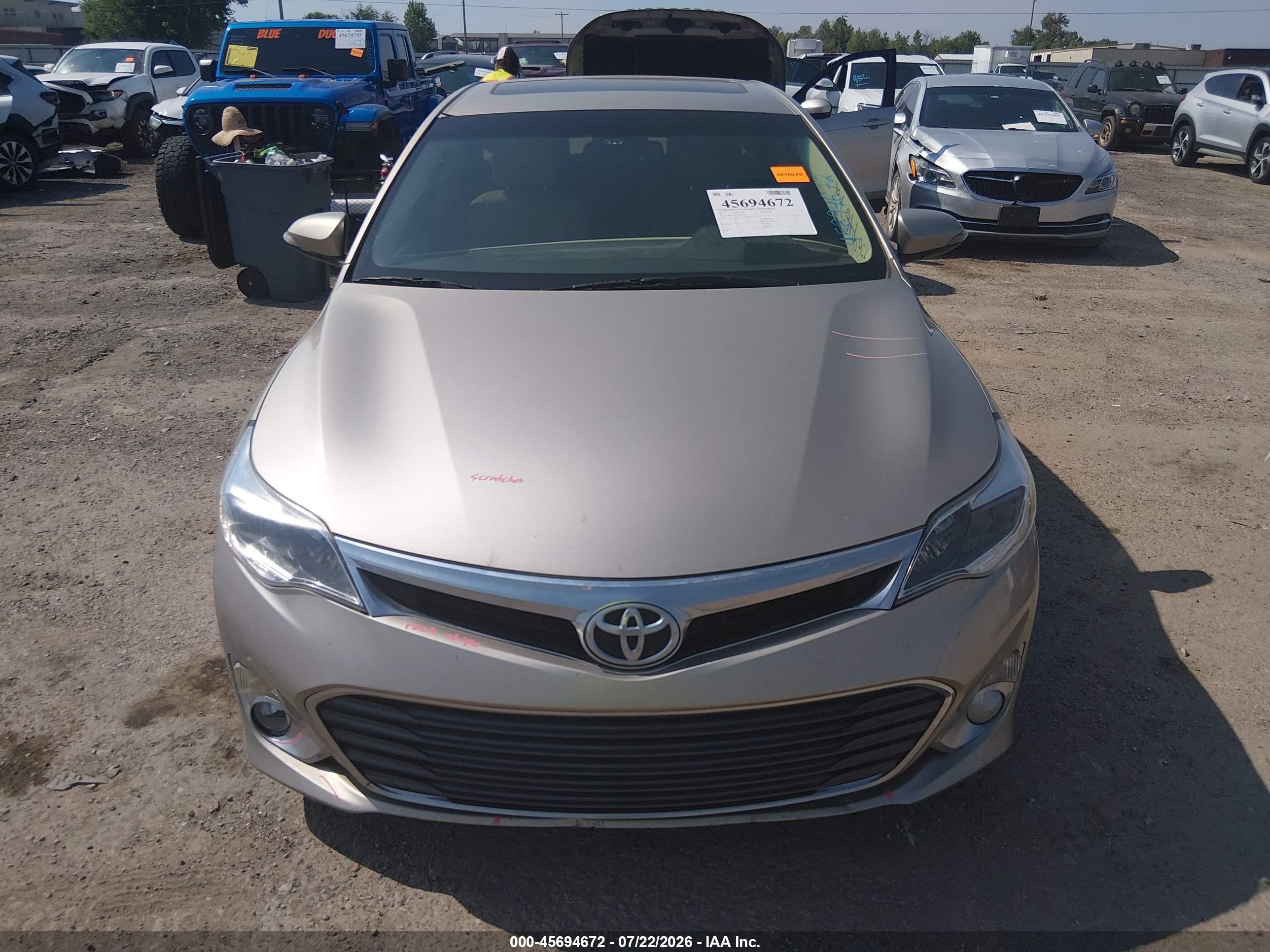 2013 Toyota Avalon   Silver vin: 4T1BK1EB6DU008519