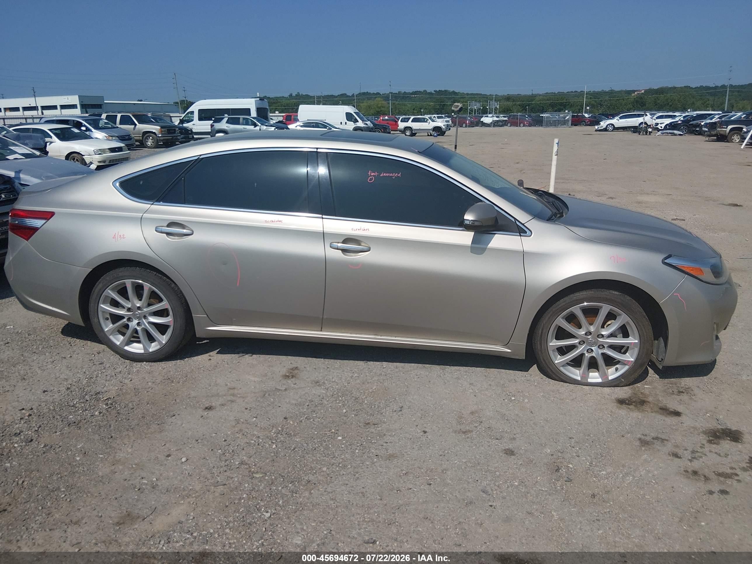 2013 Toyota Avalon   Silver vin: 4T1BK1EB6DU008519