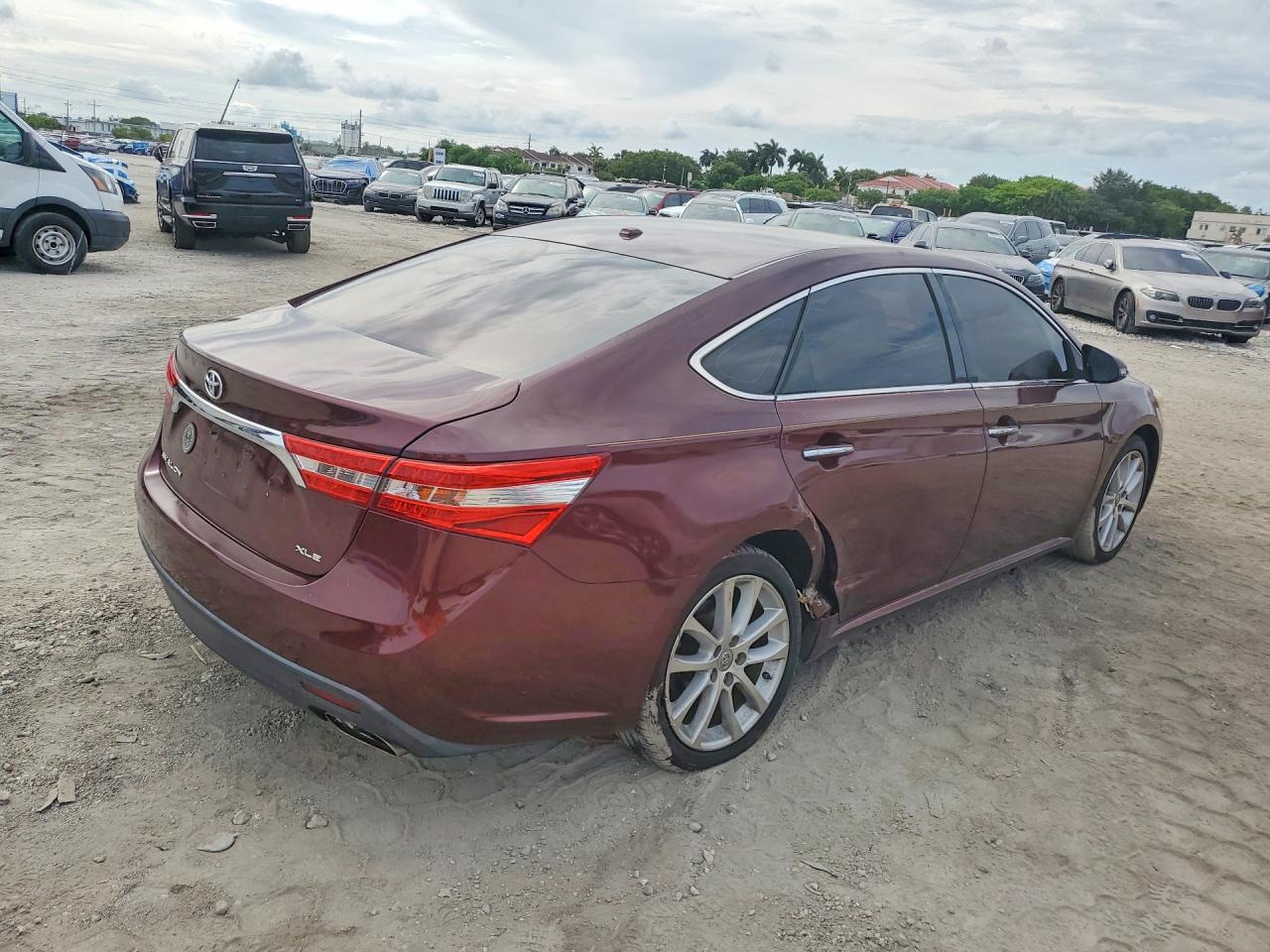 2013 Toyota Avalon Xle Touring Красный vin: 4T1BK1EB6DU022291