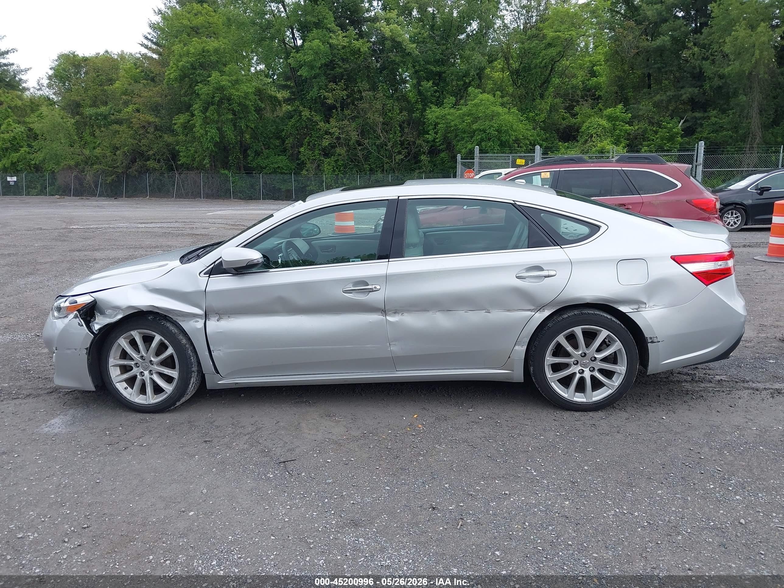 2013 Toyota Avalon Xle Touring Silver vin: 4T1BK1EB6DU077033