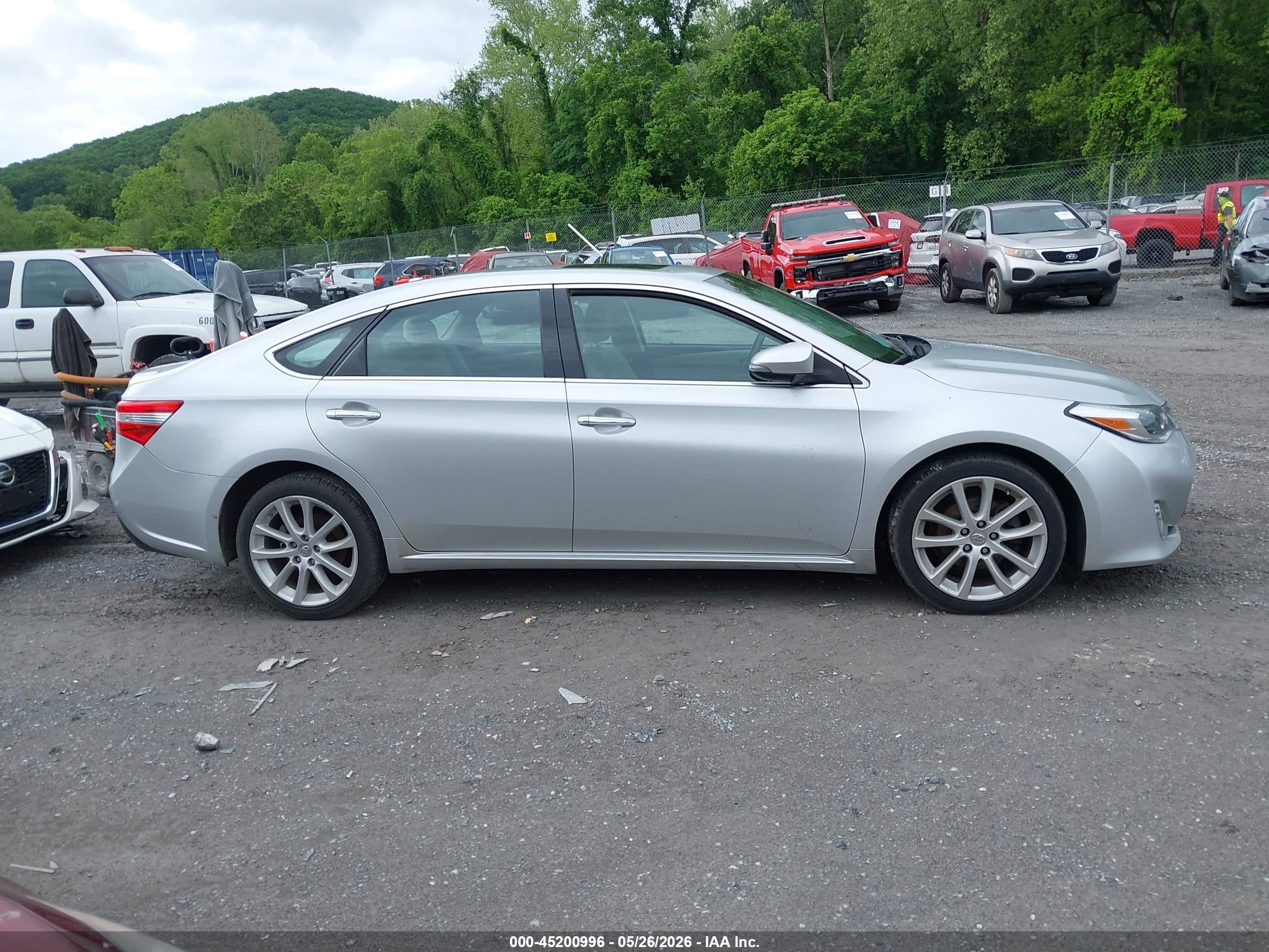 2013 Toyota Avalon Xle Touring Silver vin: 4T1BK1EB6DU077033