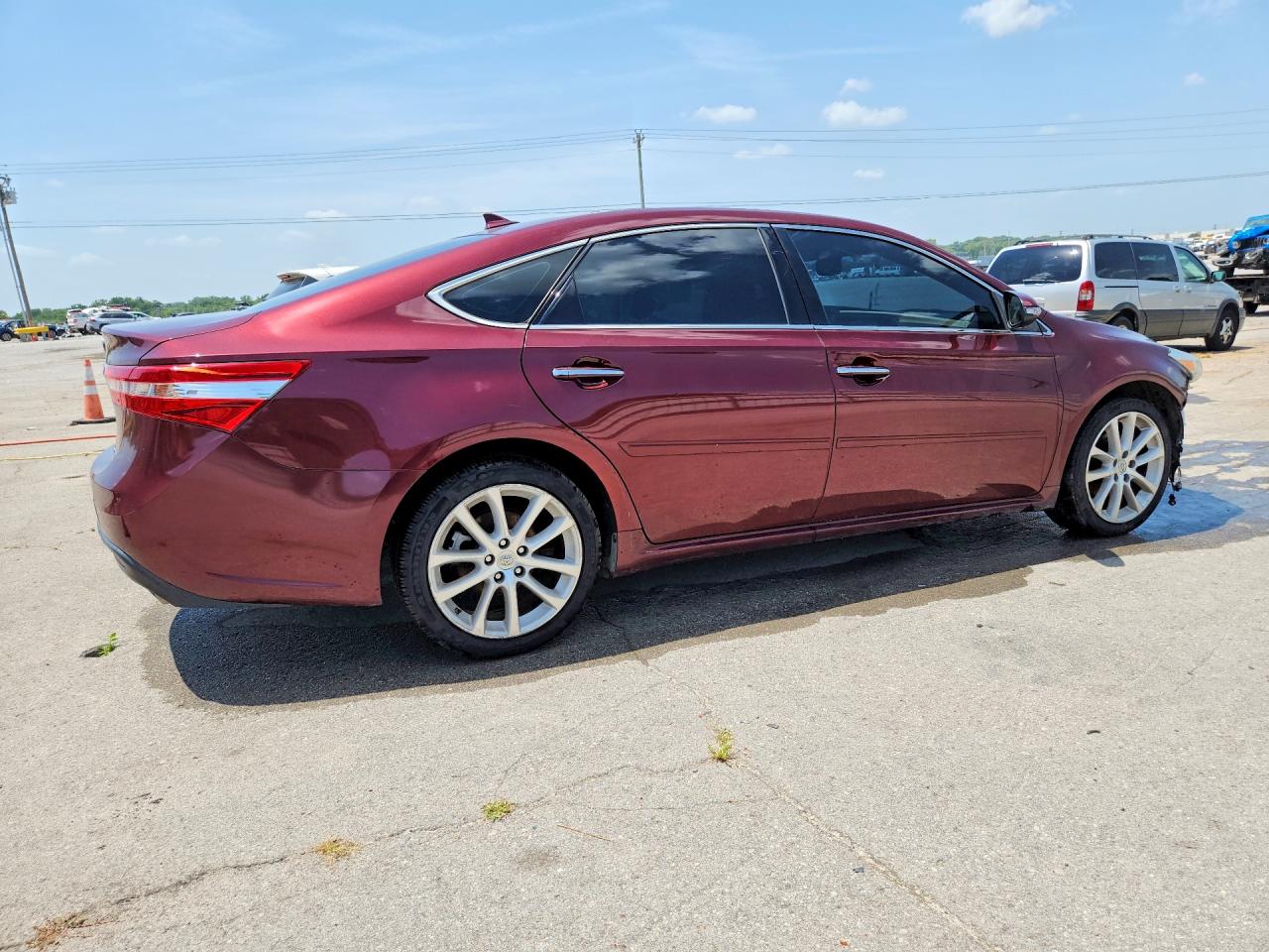 2013 Toyota Avalon Limited Burgundy vin: 4T1BK1EB6DU077243