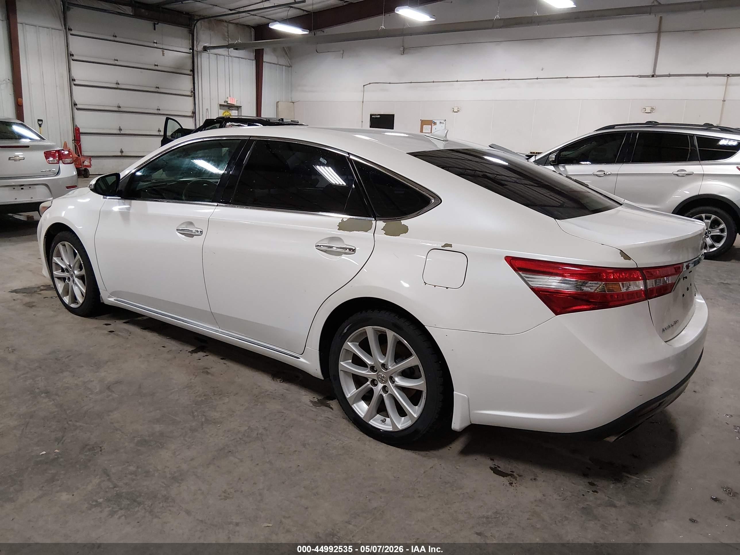 2014 Toyota Avalon Limited Белый vin: 4T1BK1EB6EU123560