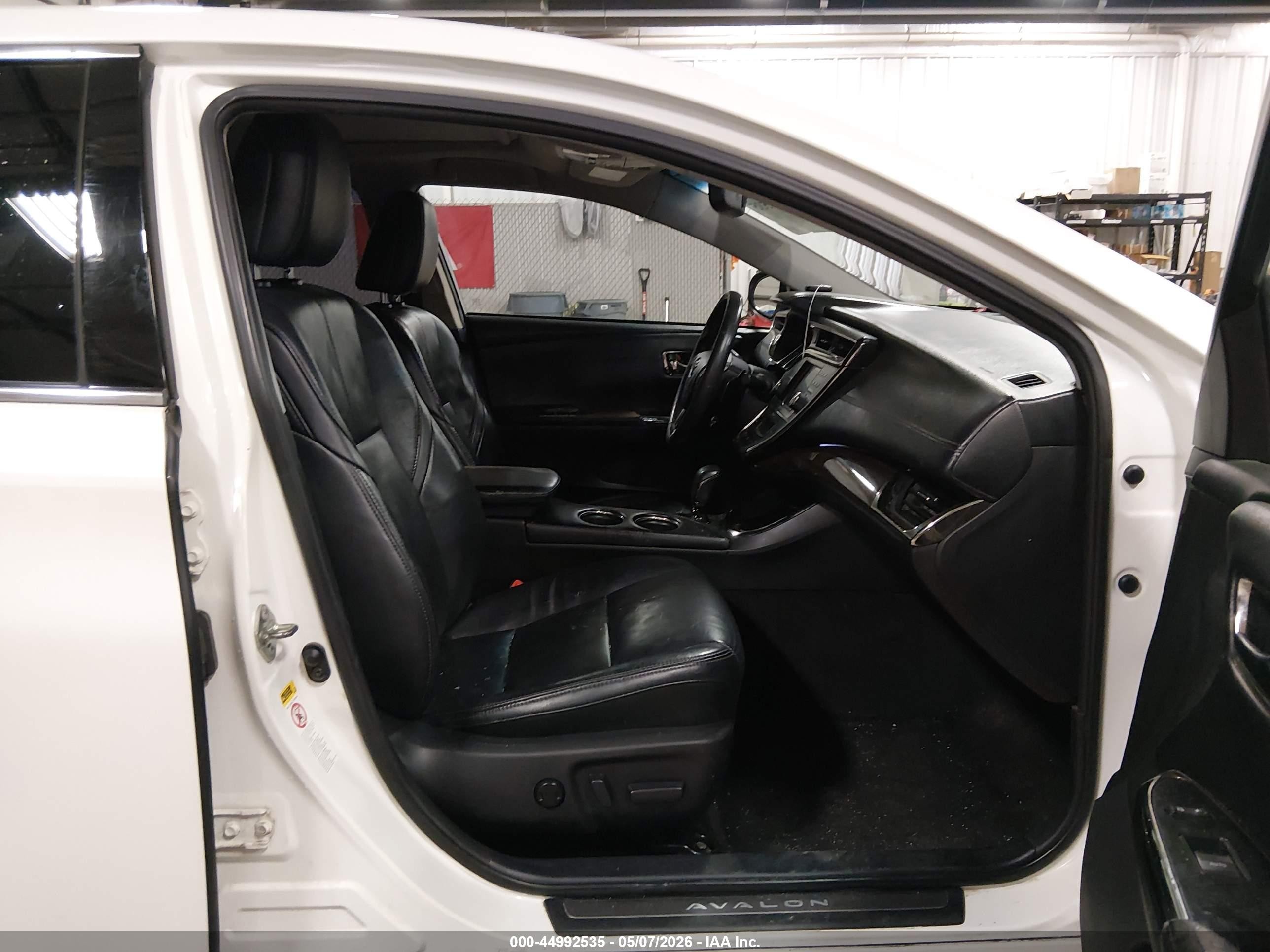 2014 Toyota Avalon Limited Белый vin: 4T1BK1EB6EU123560