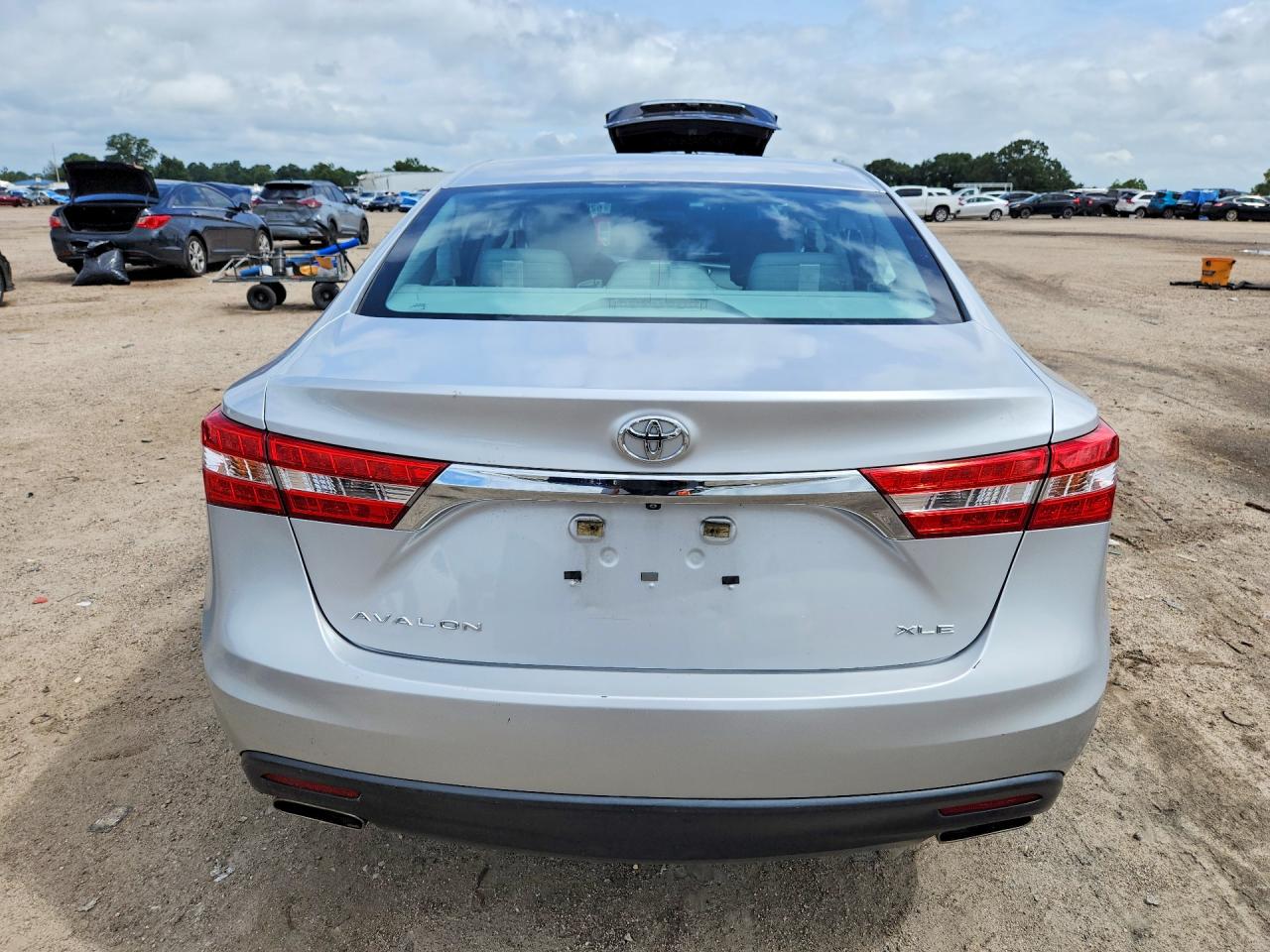 2014 Toyota Avalon Xle Silver vin: 4T1BK1EB6EU123655