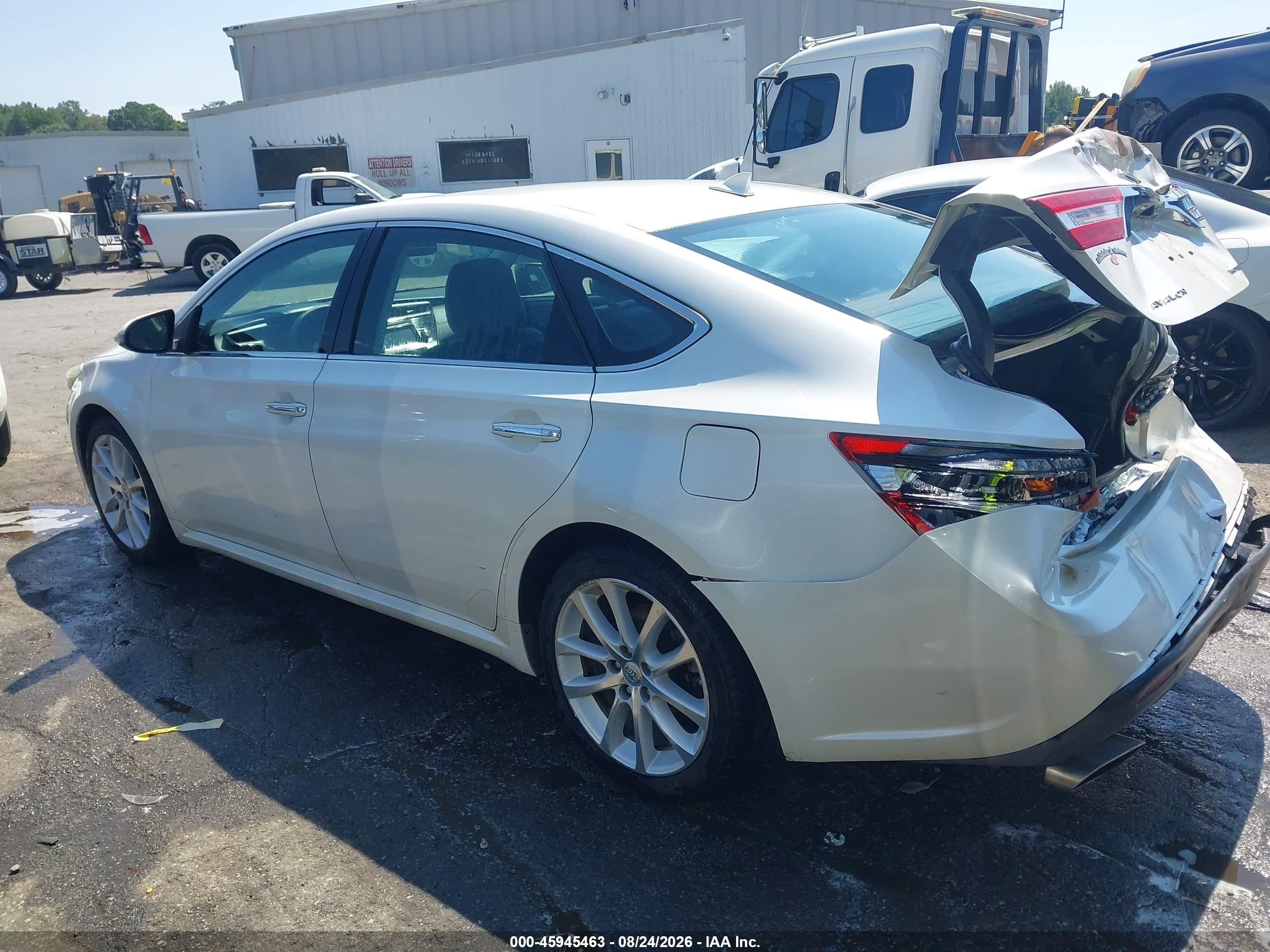 2015 Toyota Avalon Limited Серебряный vin: 4T1BK1EB6FU191665
