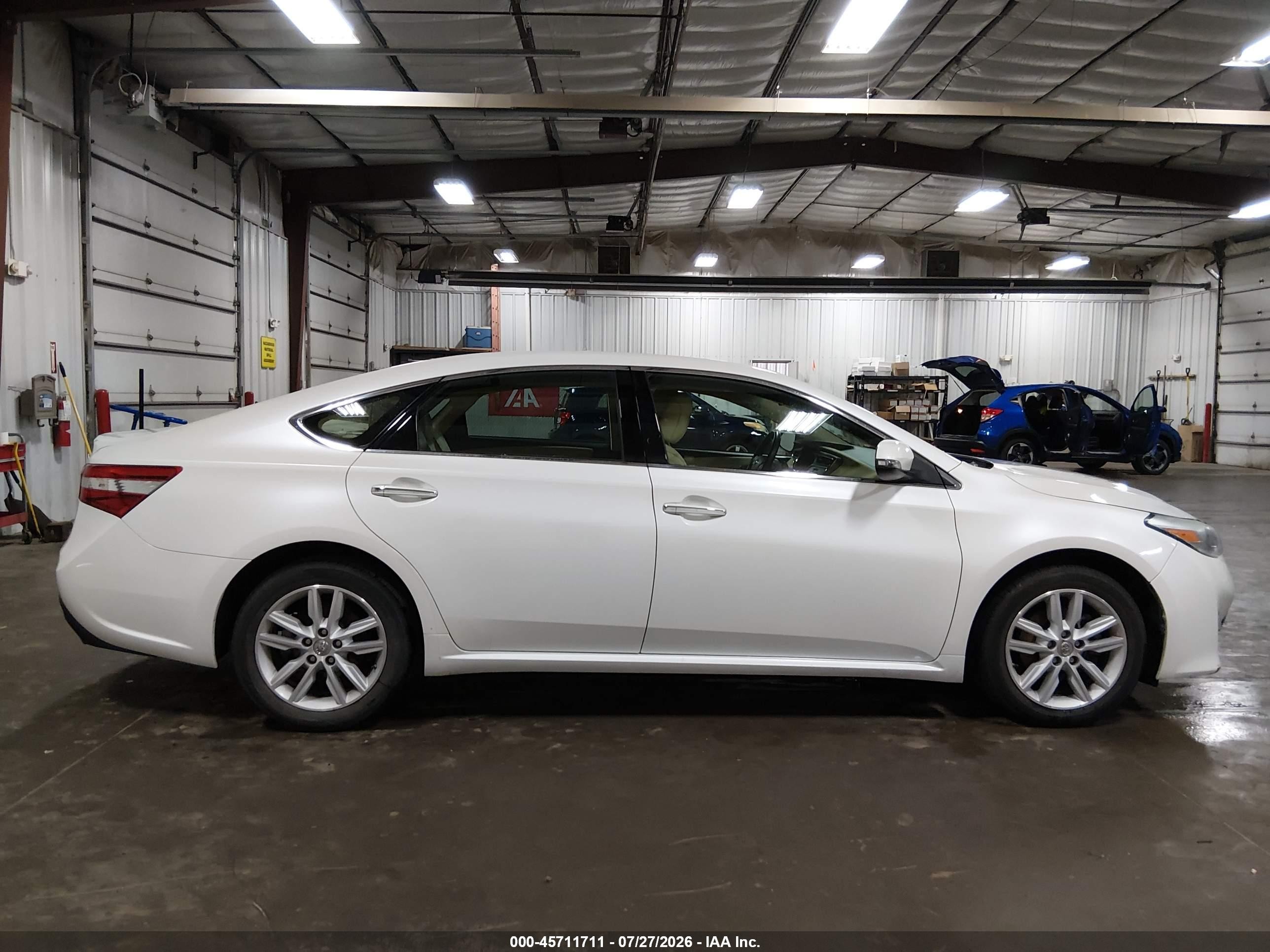 2013 Toyota Avalon Xle White vin: 4T1BK1EB7DU076585