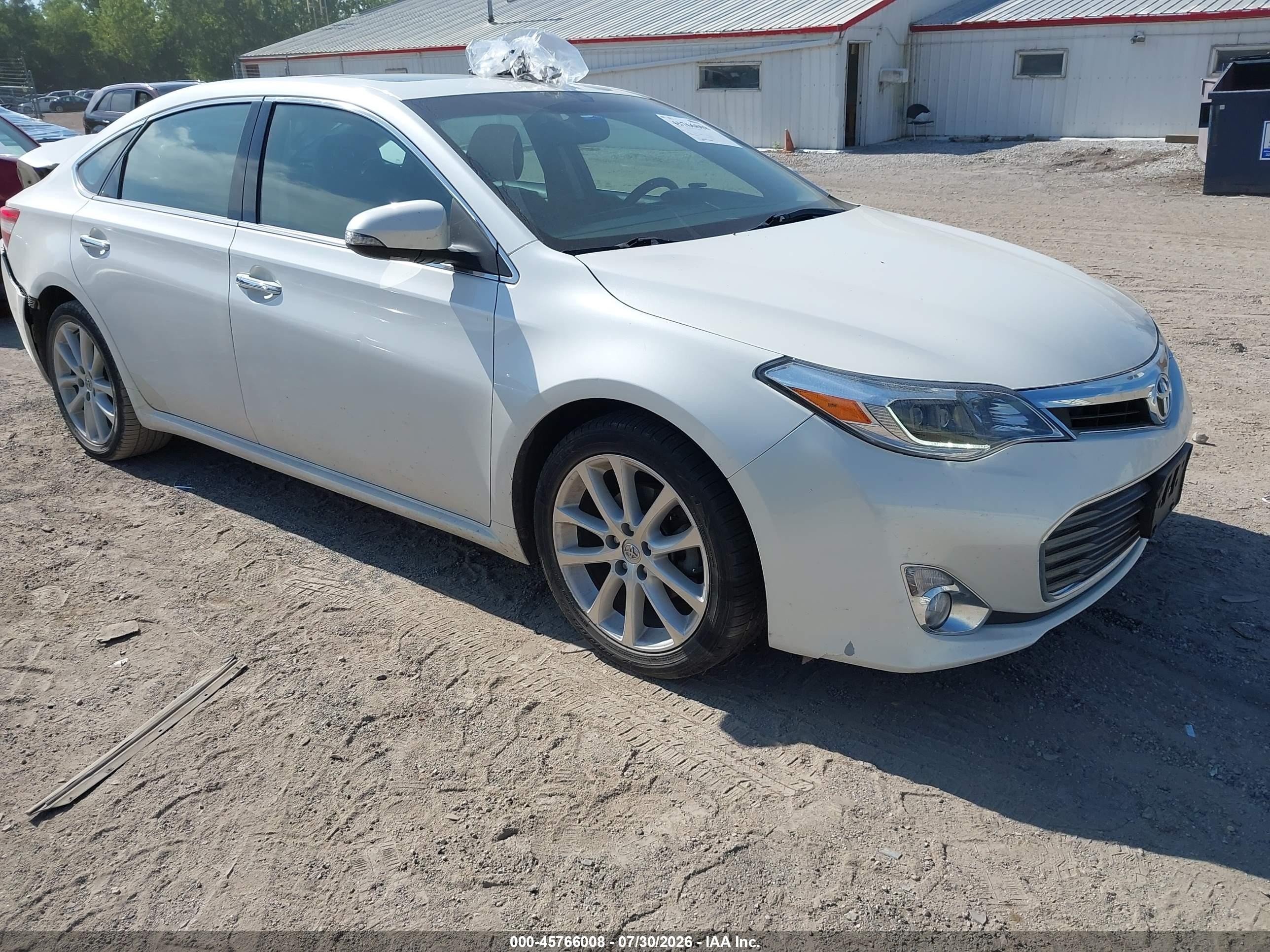 2014 Toyota Avalon Limited White vin: 4T1BK1EB7EU105276