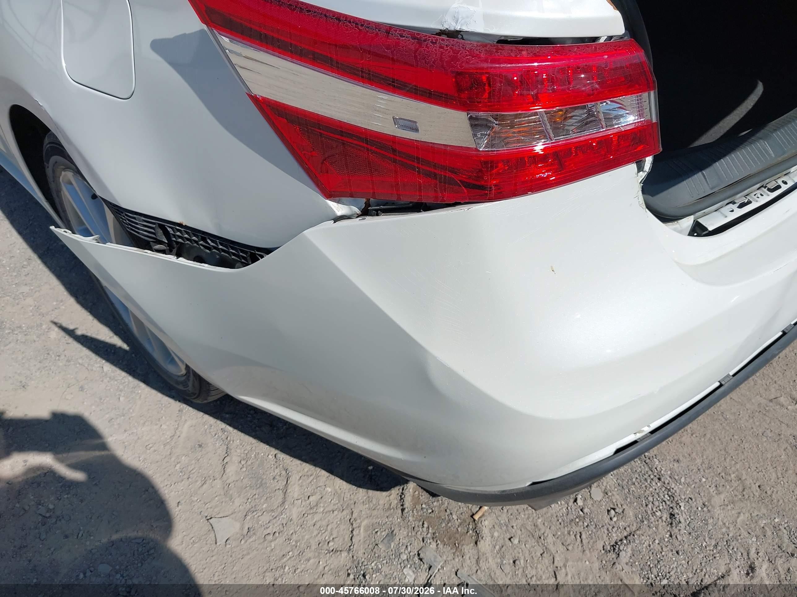 2014 Toyota Avalon Limited White vin: 4T1BK1EB7EU105276