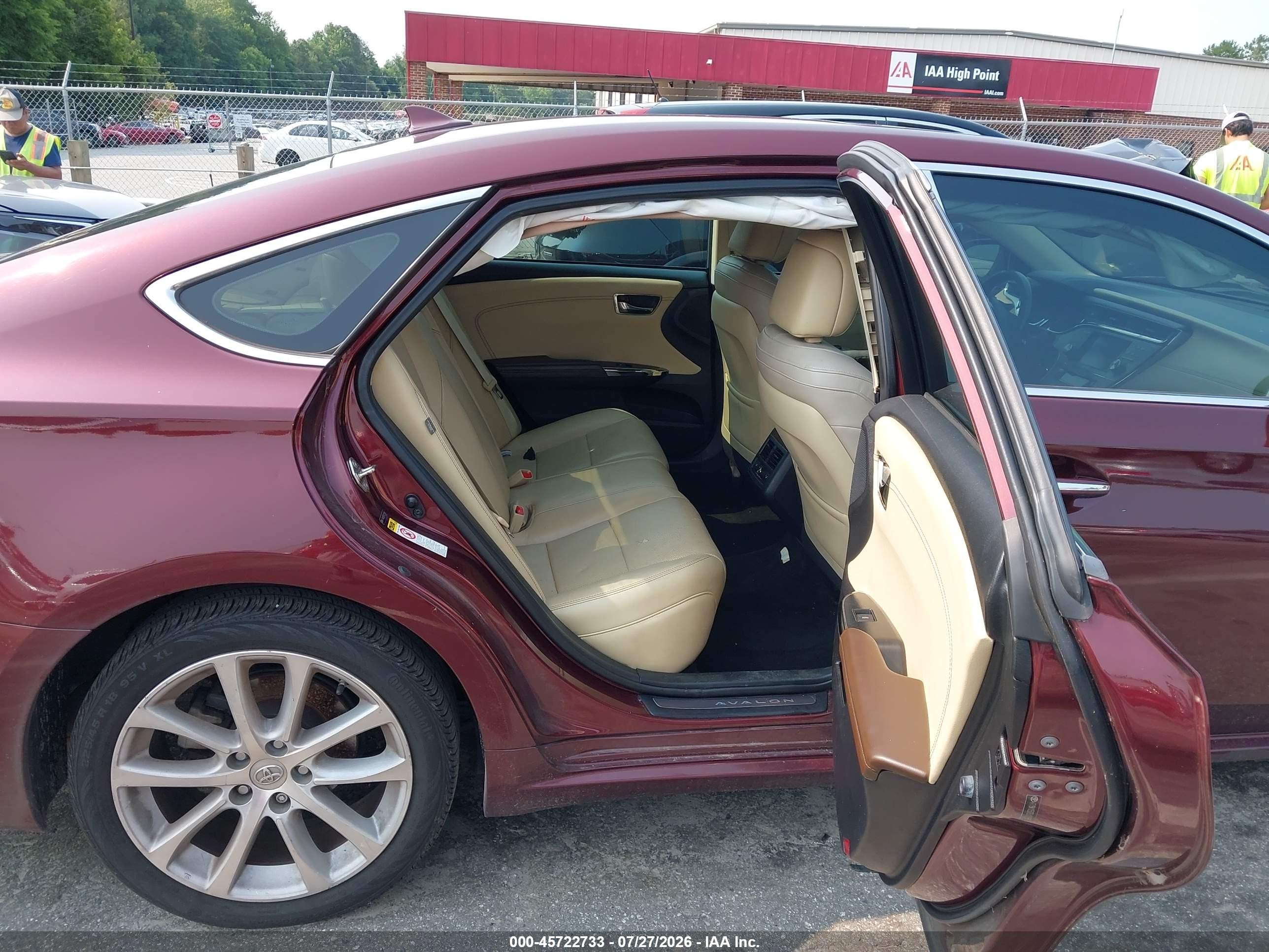 2014 Toyota Avalon Limited Burgundy vin: 4T1BK1EB7EU131568