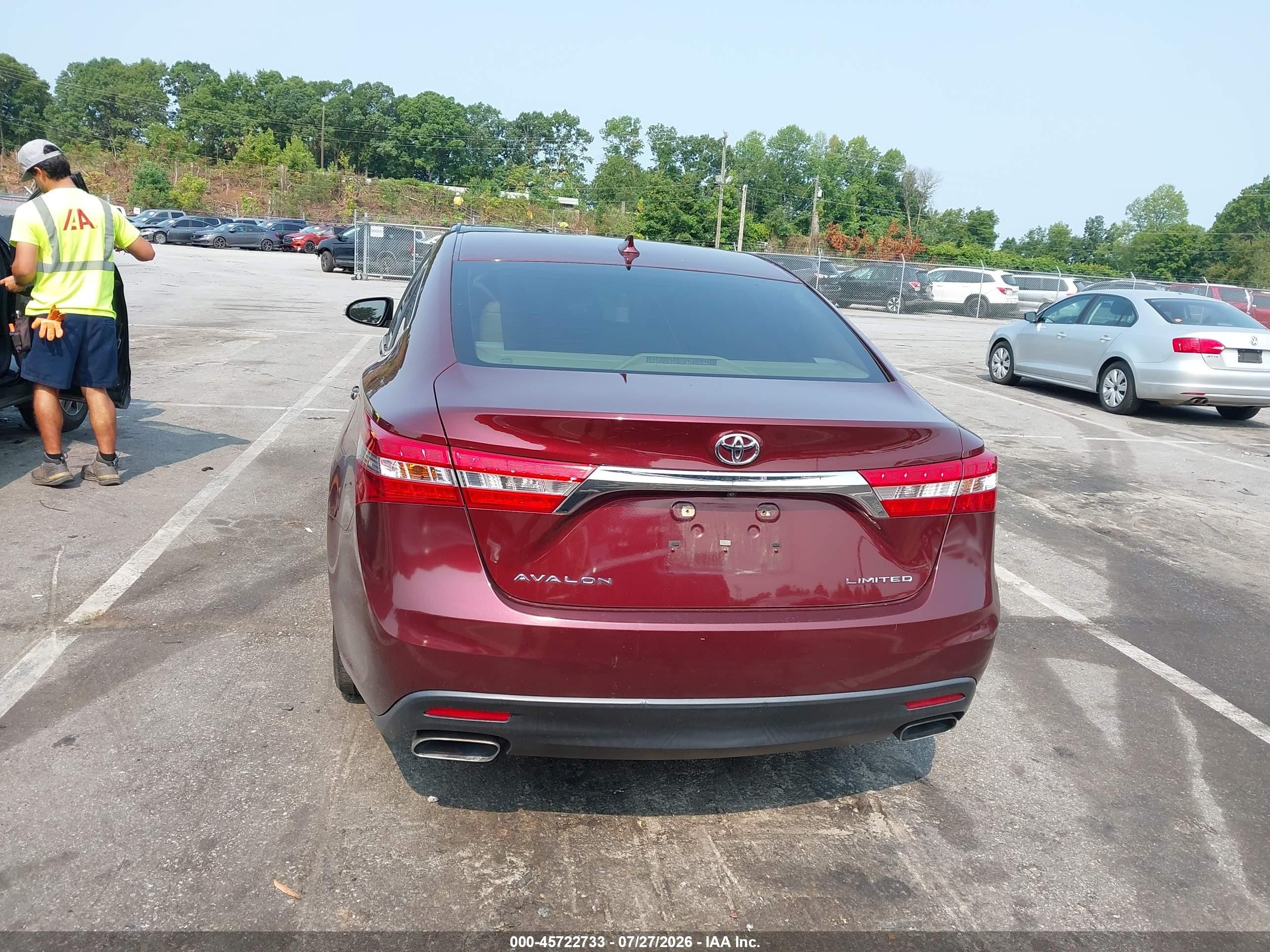 2014 Toyota Avalon Limited Burgundy vin: 4T1BK1EB7EU131568