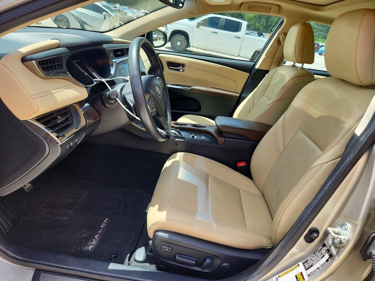 2014 Toyota Avalon Limited Cream vin: 4T1BK1EB7EU136401