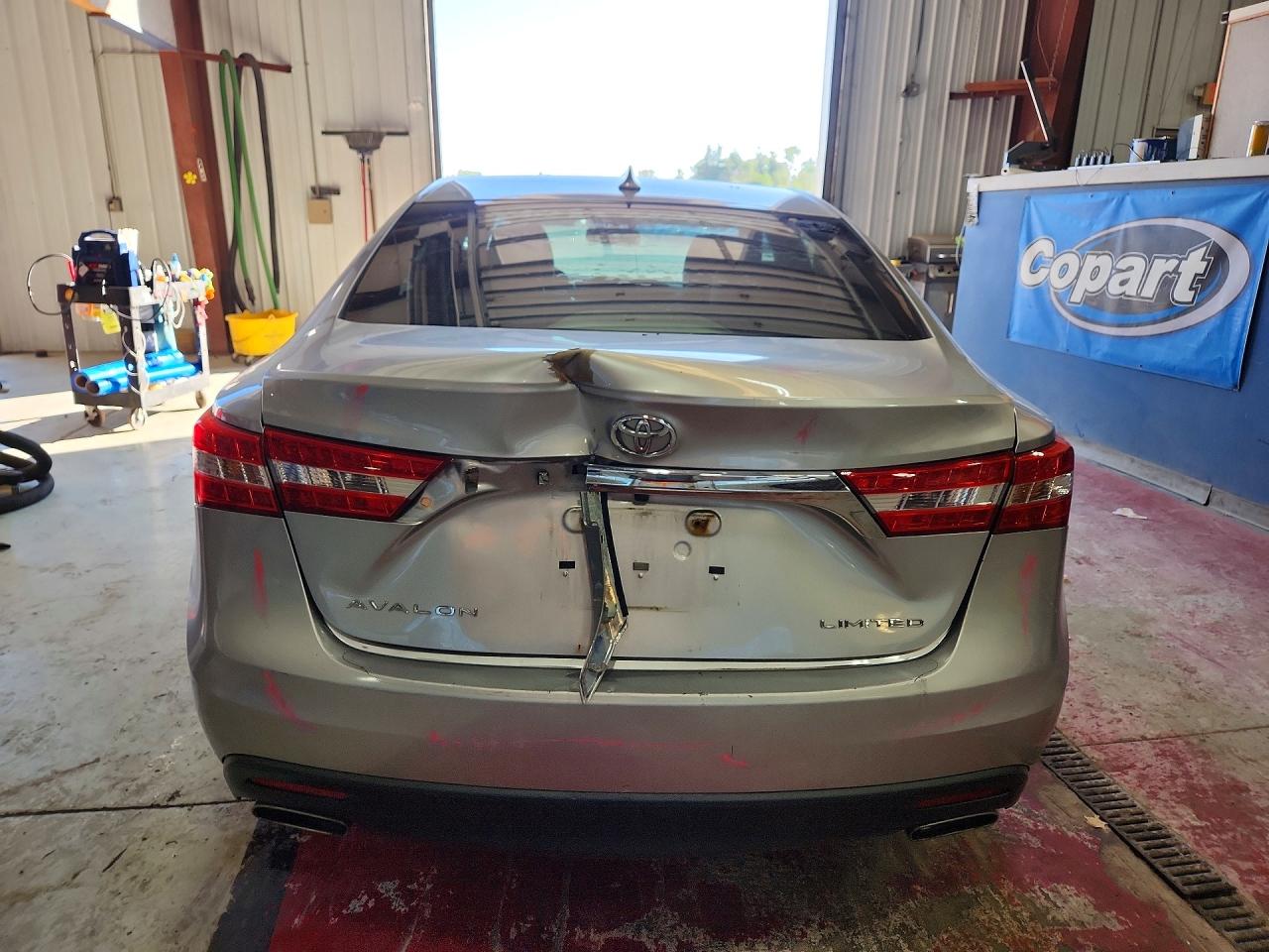 2015 Toyota Avalon Limited Silver vin: 4T1BK1EB7FU146198