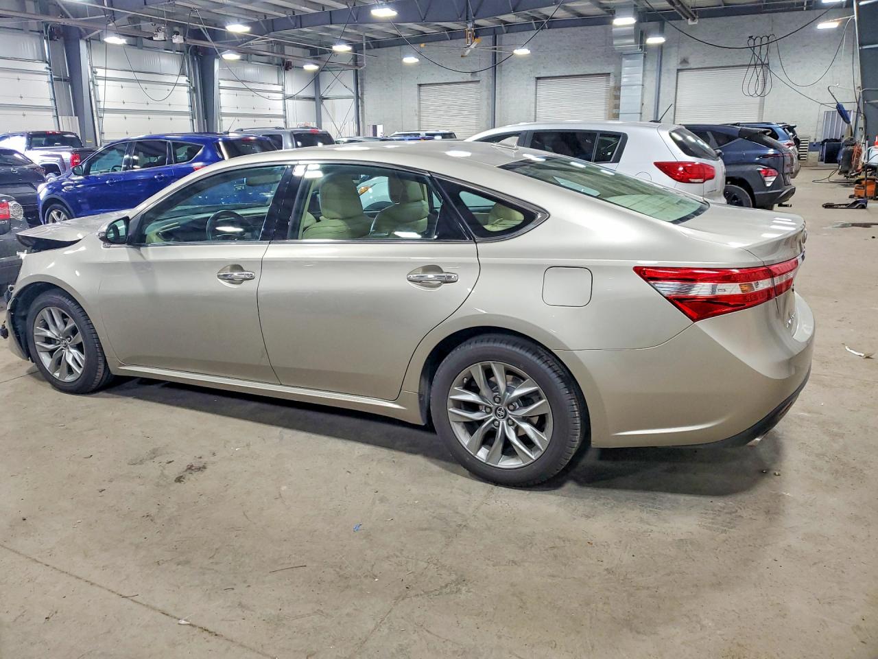 2015 Toyota Avalon Limited Tan vin: 4T1BK1EB7FU146511