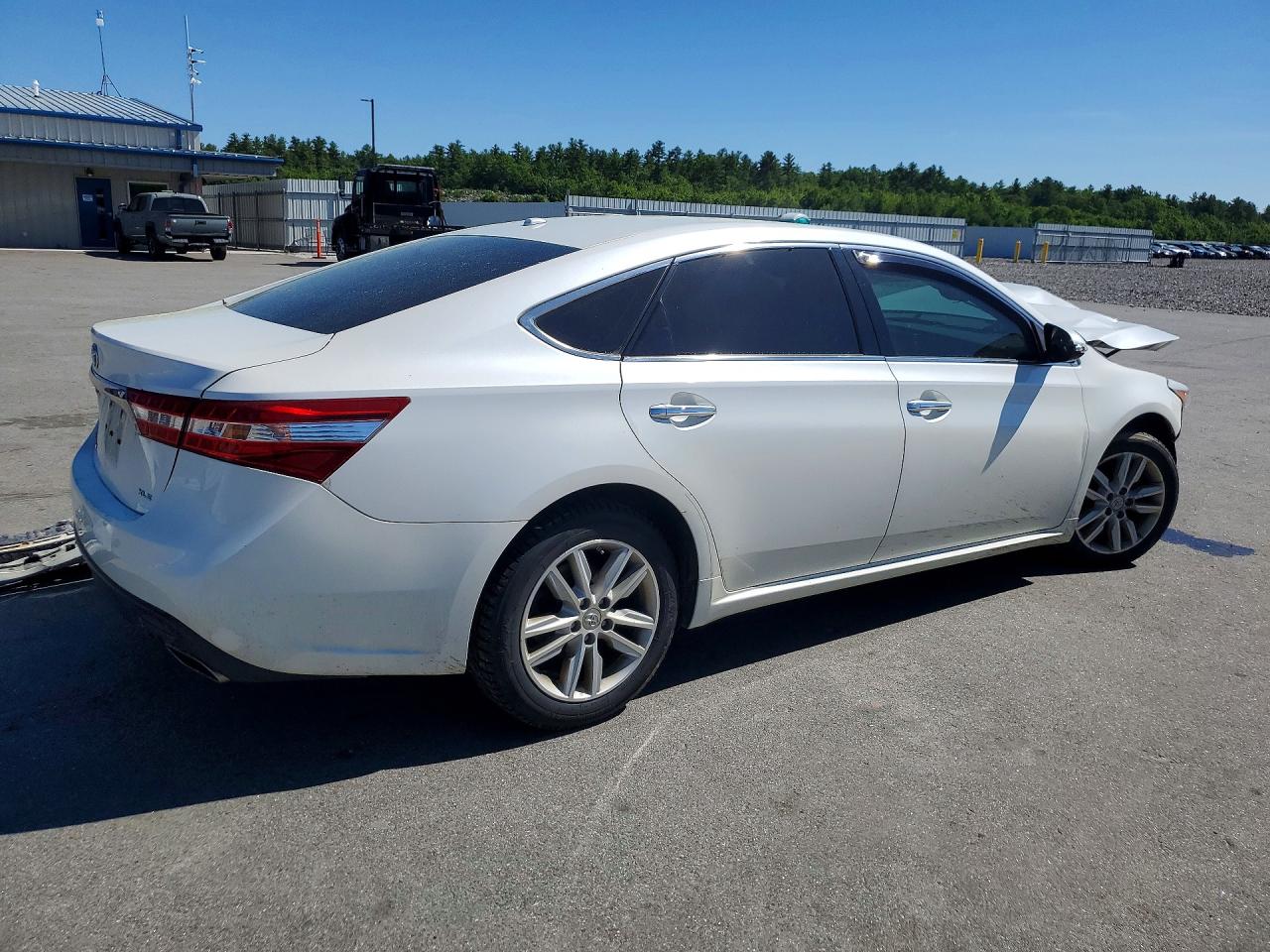 2015 Toyota Avalon Xle White vin: 4T1BK1EB7FU149201