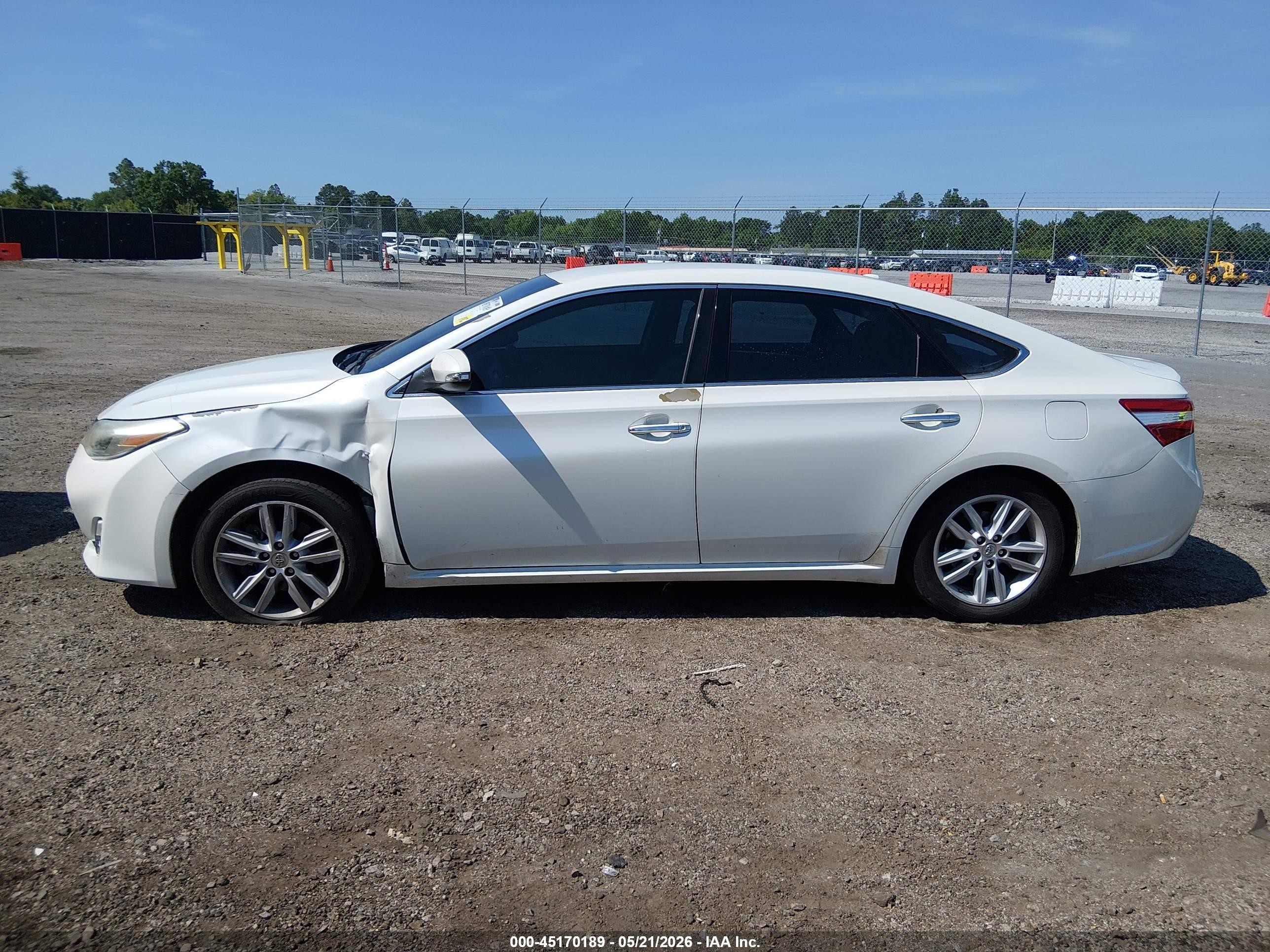 2015 Toyota Avalon Xle White vin: 4T1BK1EB7FU156956