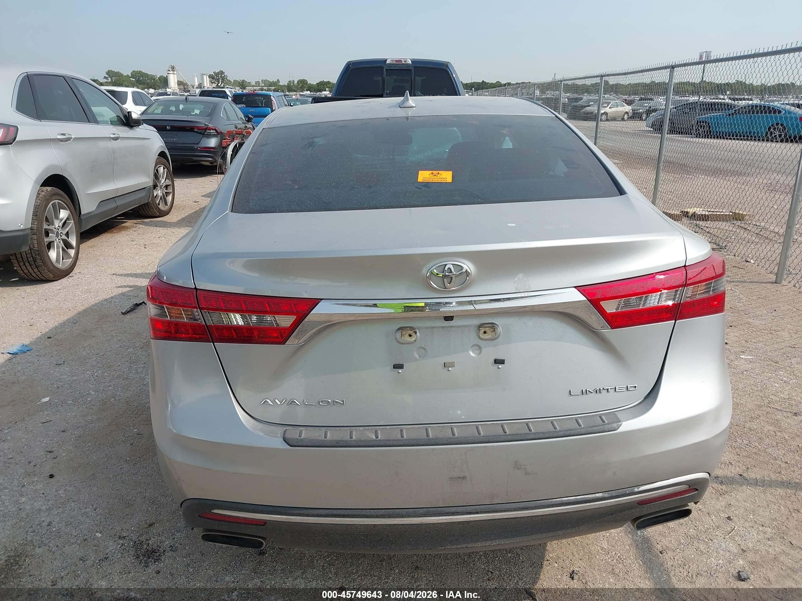 2016 Toyota Avalon Limited Серебряный vin: 4T1BK1EB7GU224786