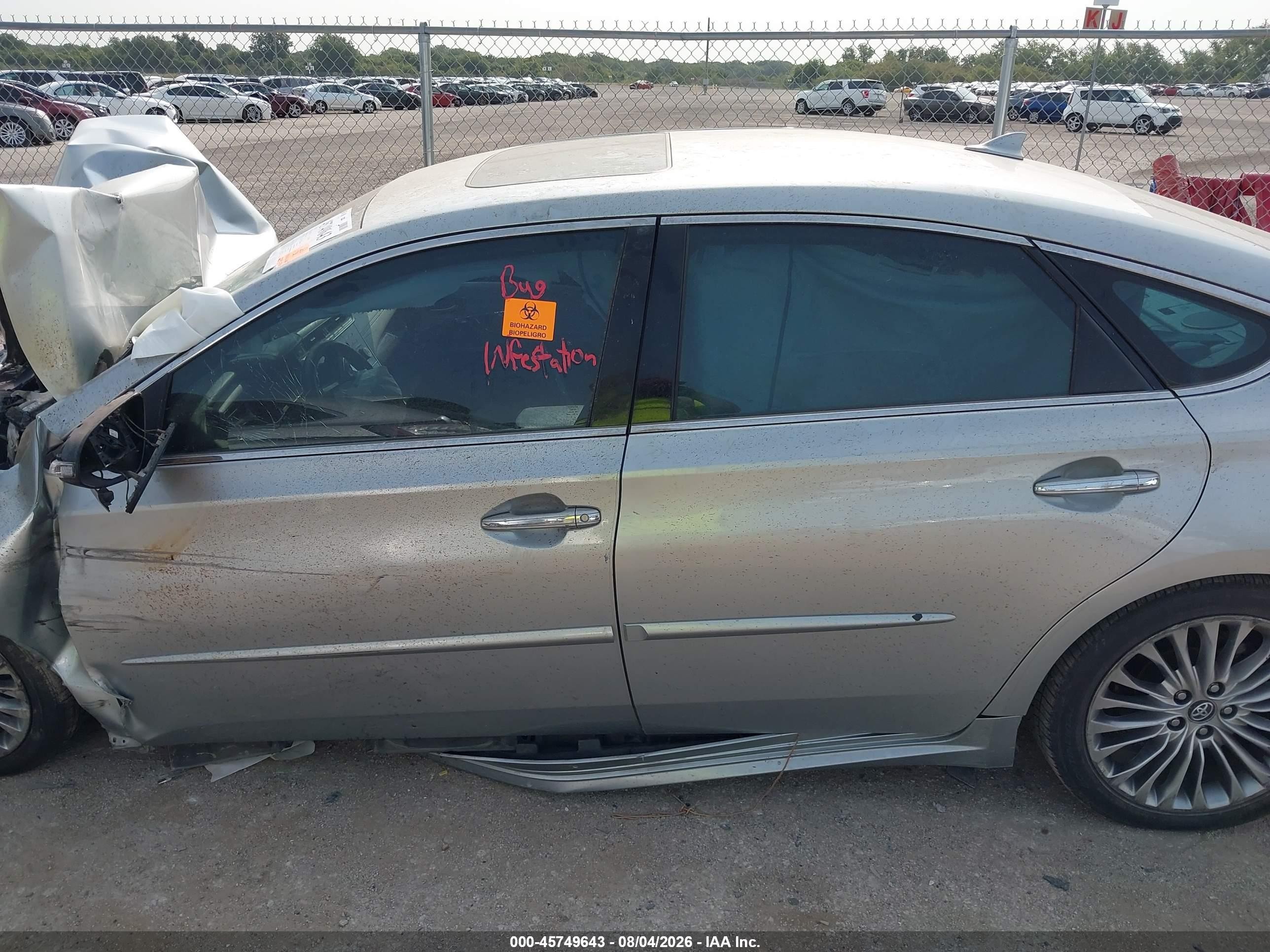 2016 Toyota Avalon Limited Серебряный vin: 4T1BK1EB7GU224786