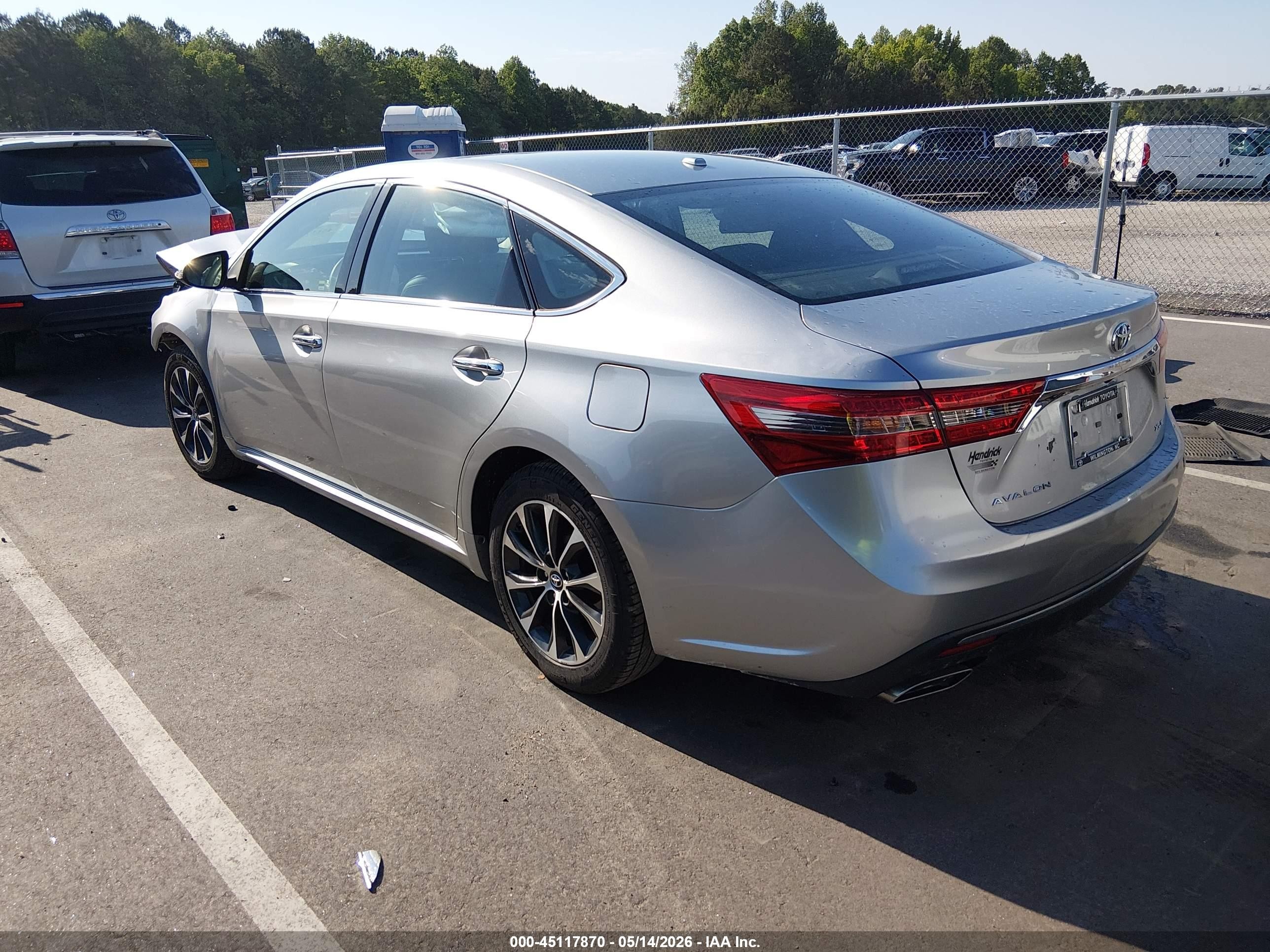 2017 Toyota Avalon Xle Серебряный vin: 4T1BK1EB7HU243839