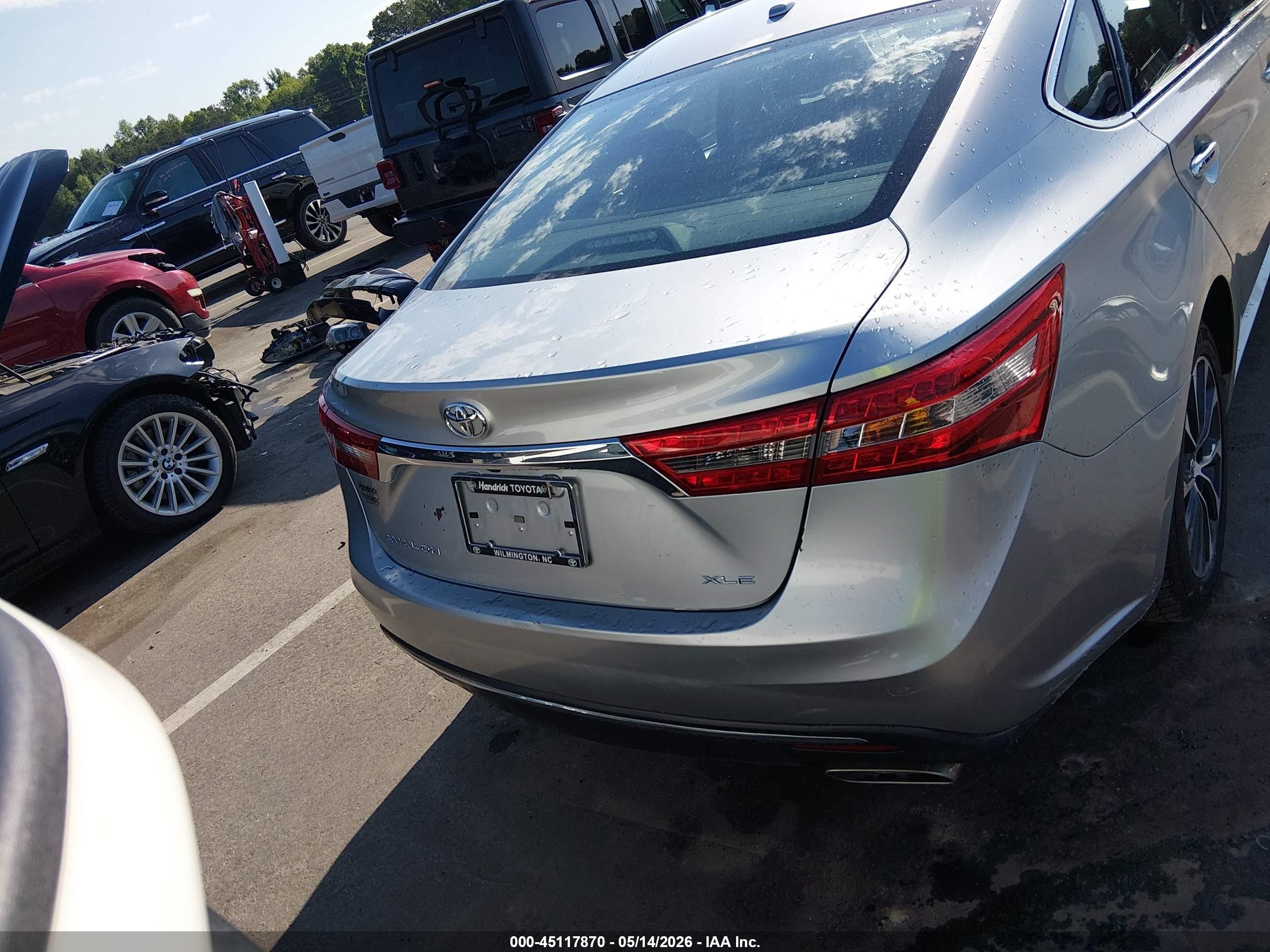 2017 Toyota Avalon Xle Серебряный vin: 4T1BK1EB7HU243839