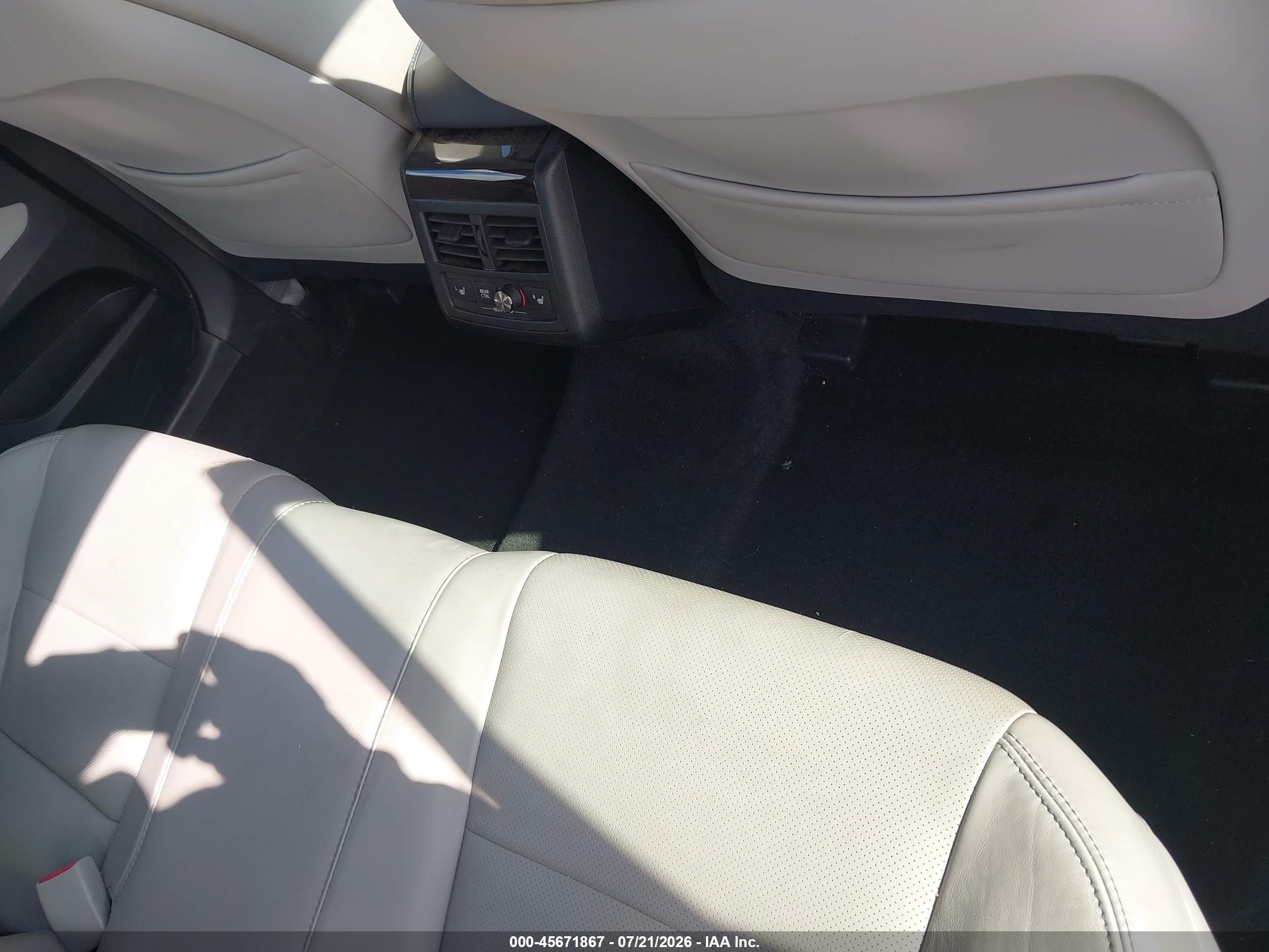 2013 Toyota Avalon Limited Champagne vin: 4T1BK1EB8DU046849