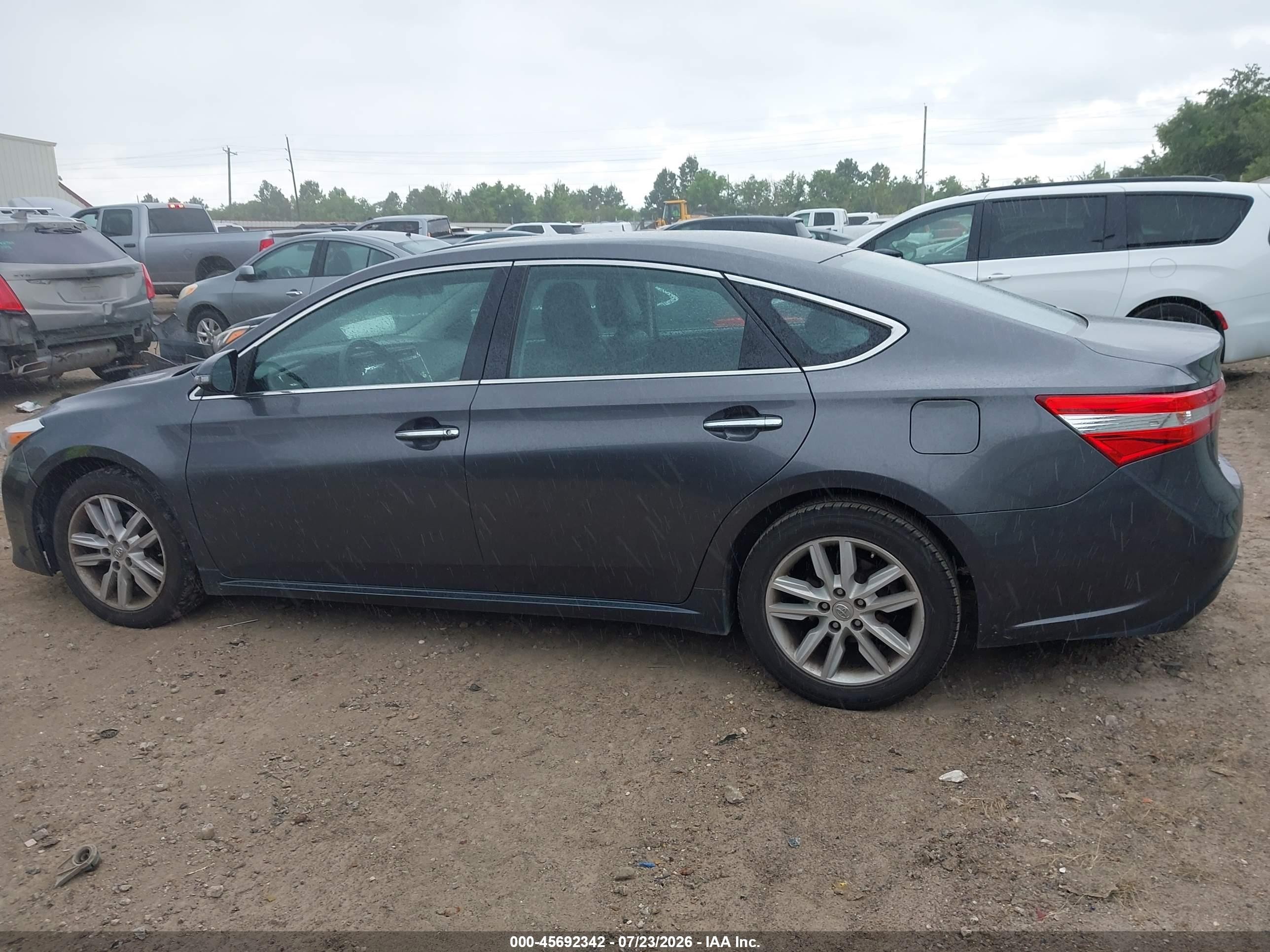 2013 Toyota Avalon Xle Gray vin: 4T1BK1EB8DU048472