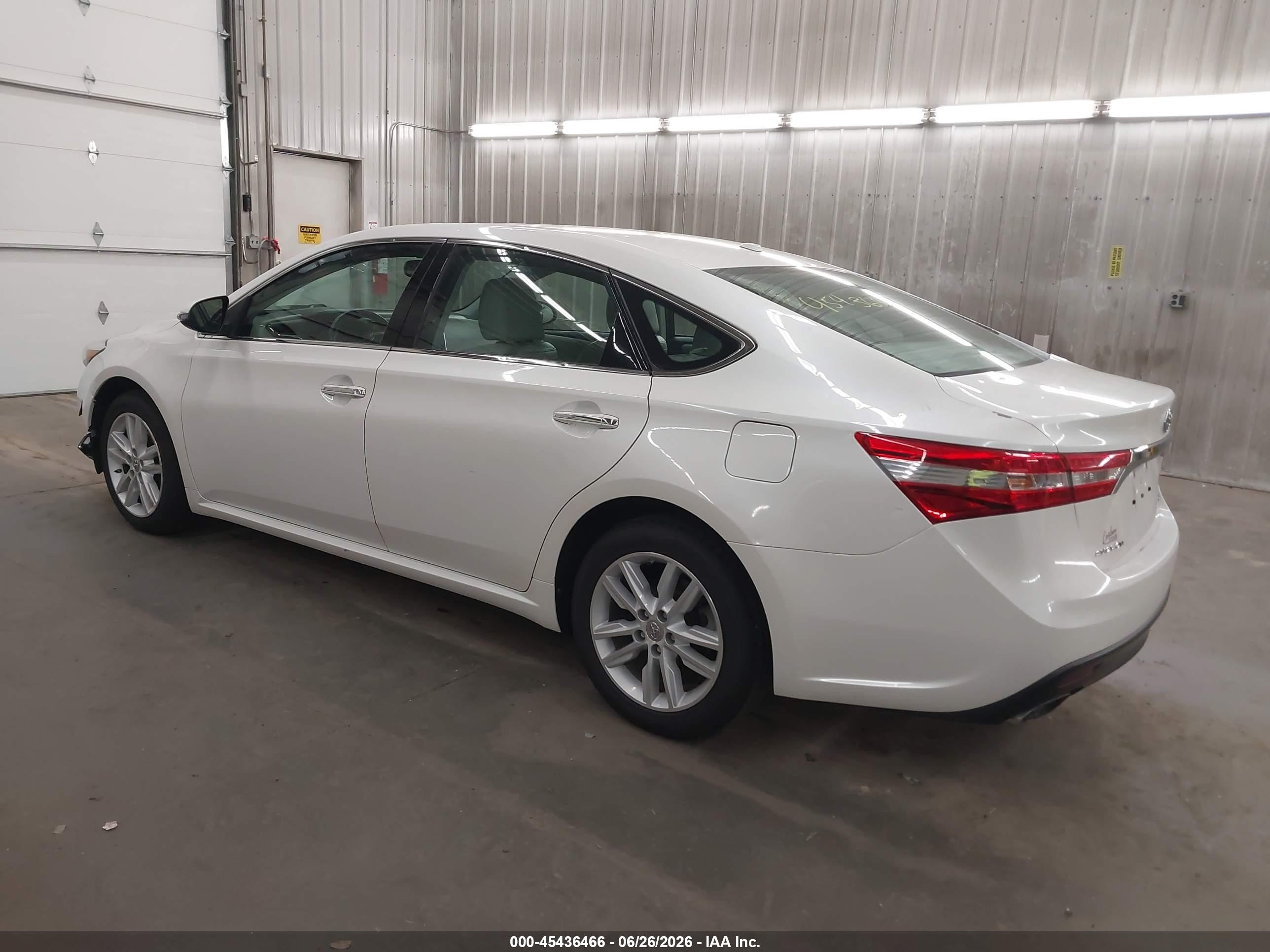 2014 Toyota Avalon Xle Premium White vin: 4T1BK1EB8EU095857