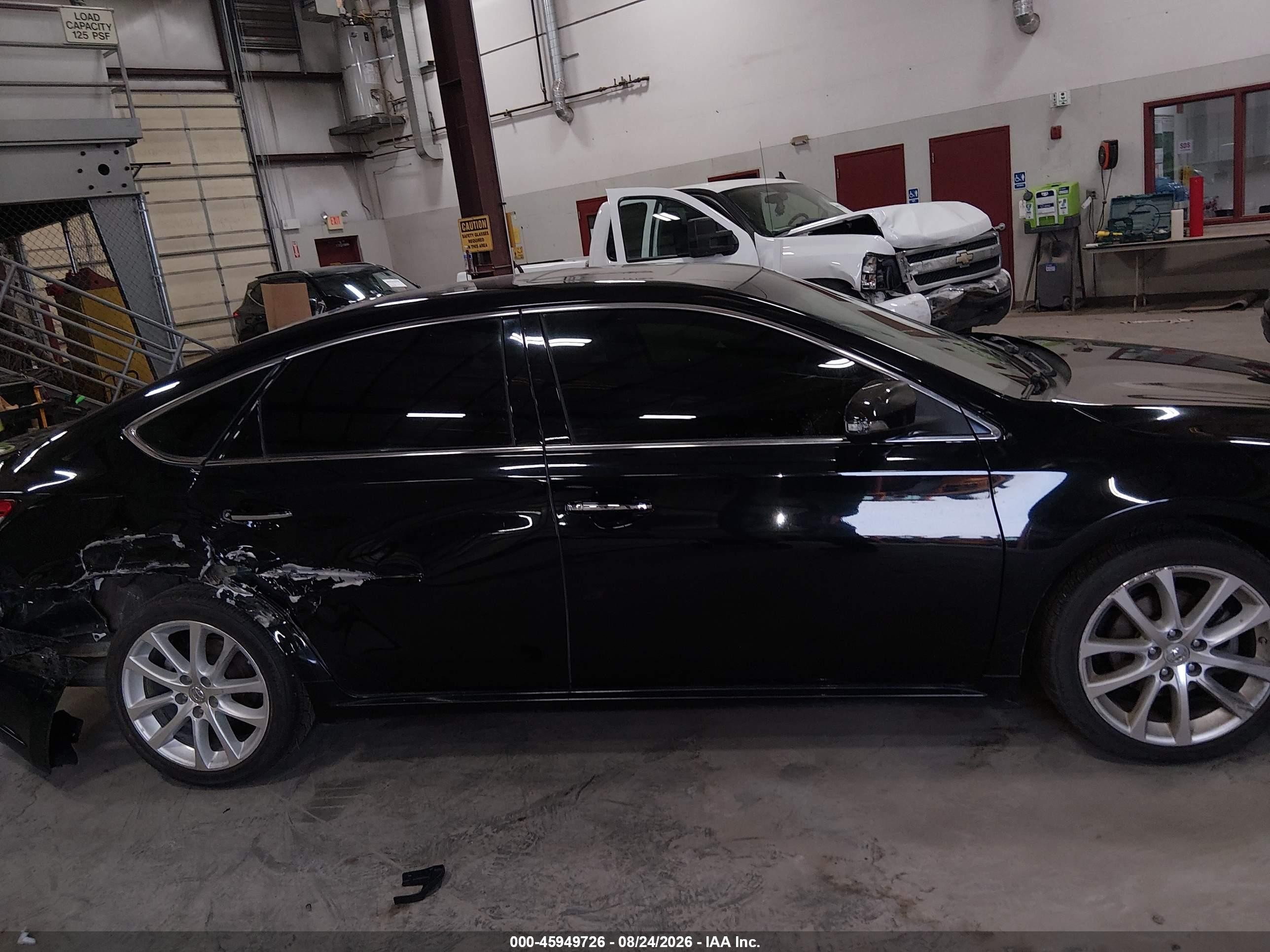 2014 Toyota Avalon Limited vin: 4T1BK1EB8EU123690
