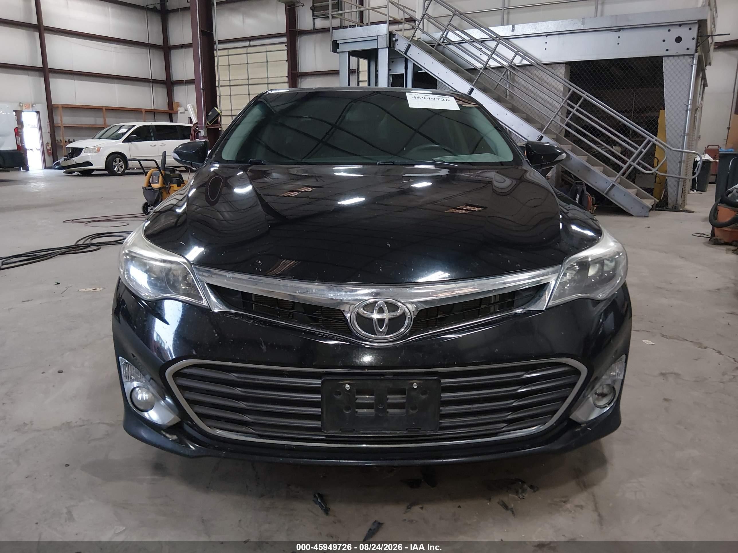2014 Toyota Avalon Limited vin: 4T1BK1EB8EU123690