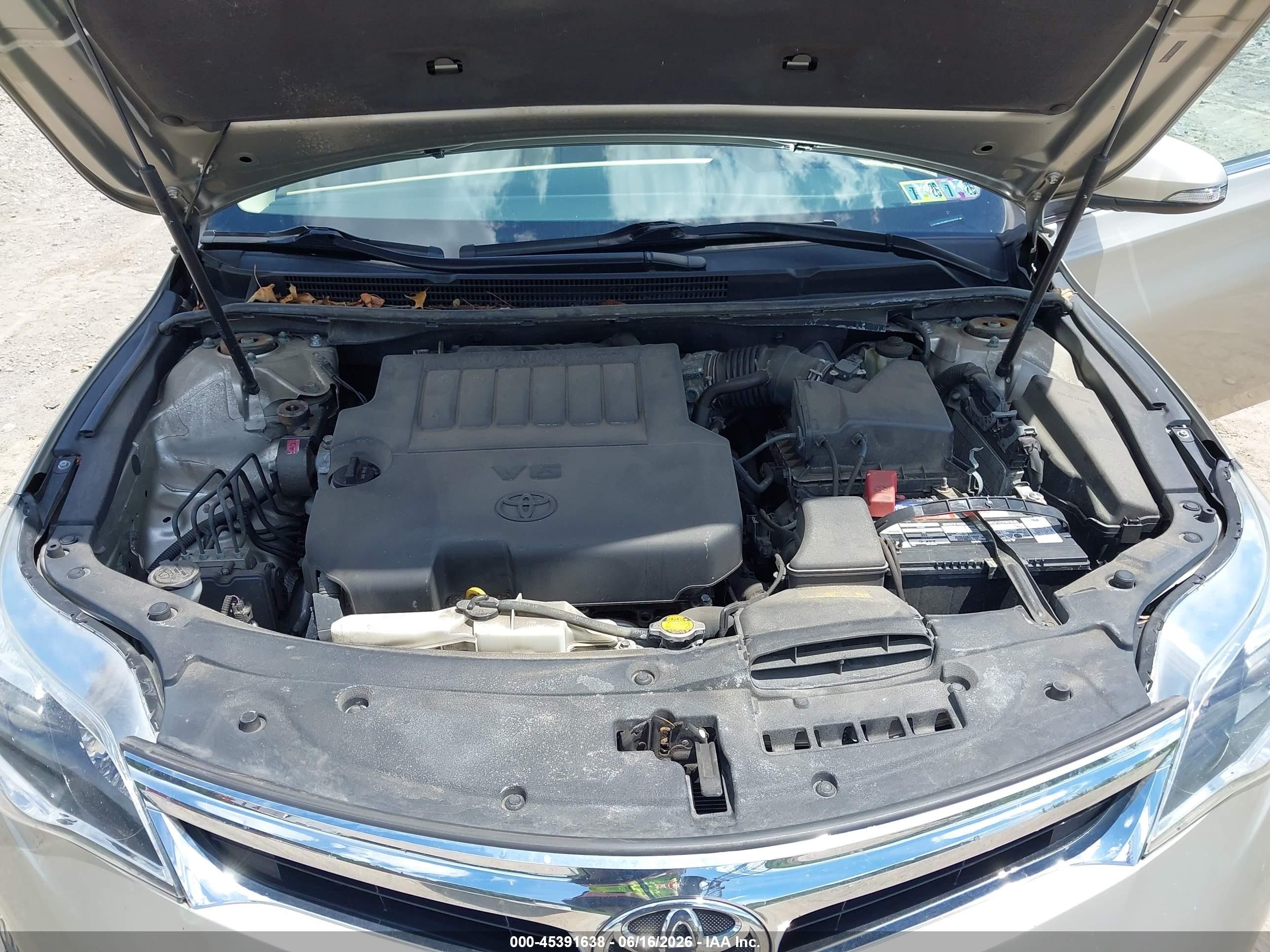 2014 Toyota Avalon Xle Cream vin: 4T1BK1EB8EU124158