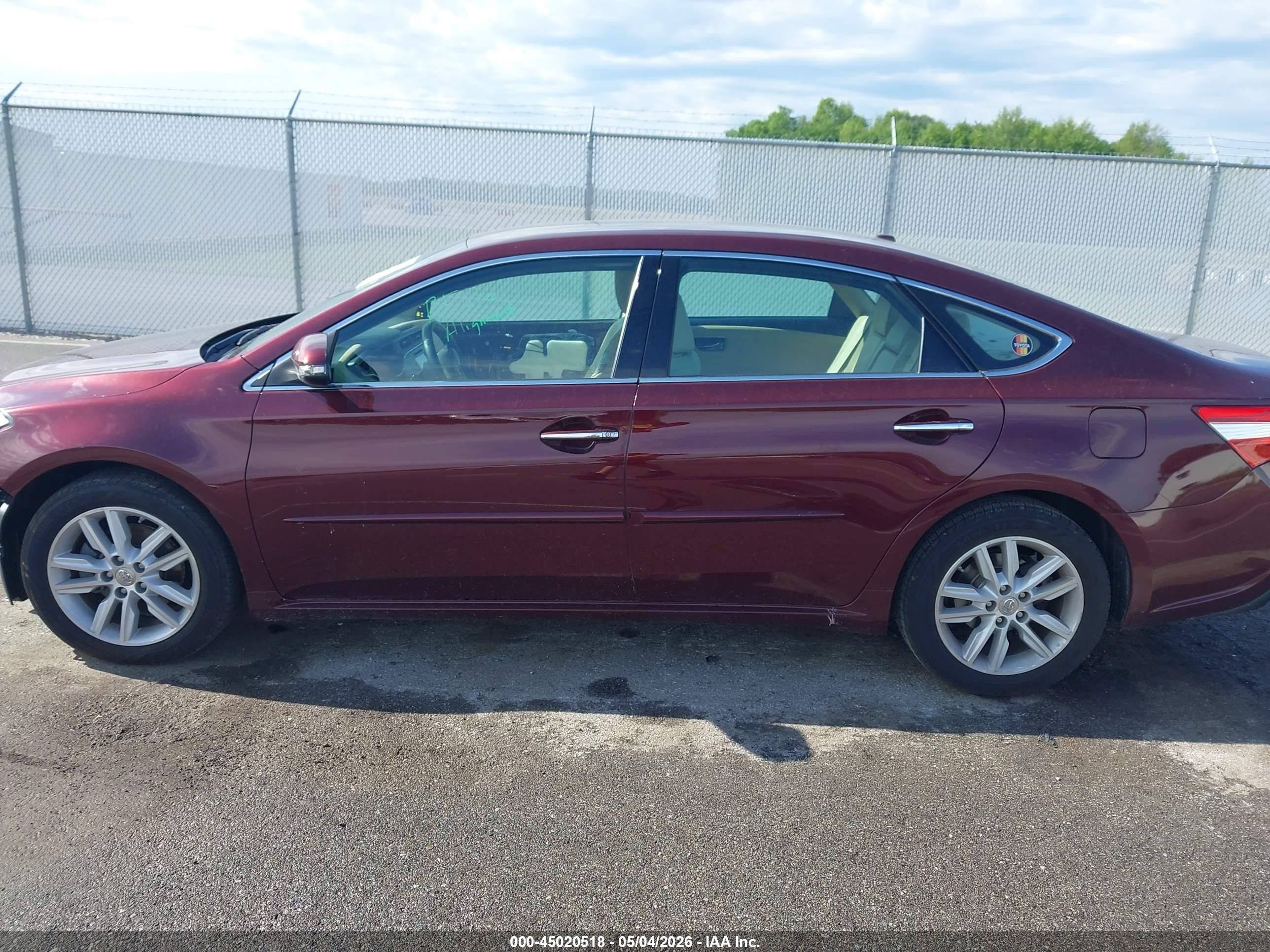 2015 Toyota Avalon Xle Темно-бордовый vin: 4T1BK1EB8FU155203
