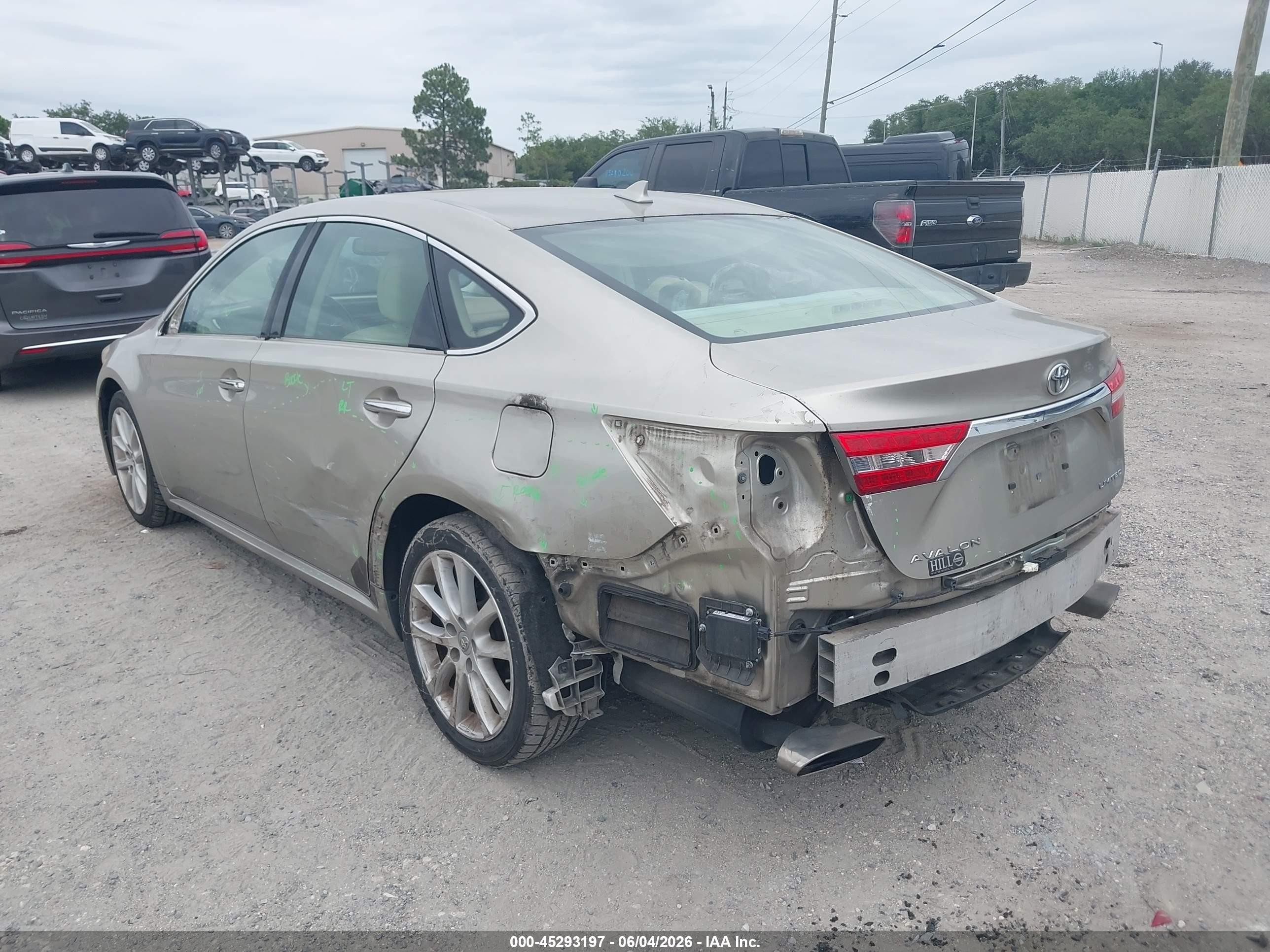 2015 Toyota Avalon Limited Pewter vin: 4T1BK1EB8FU156805
