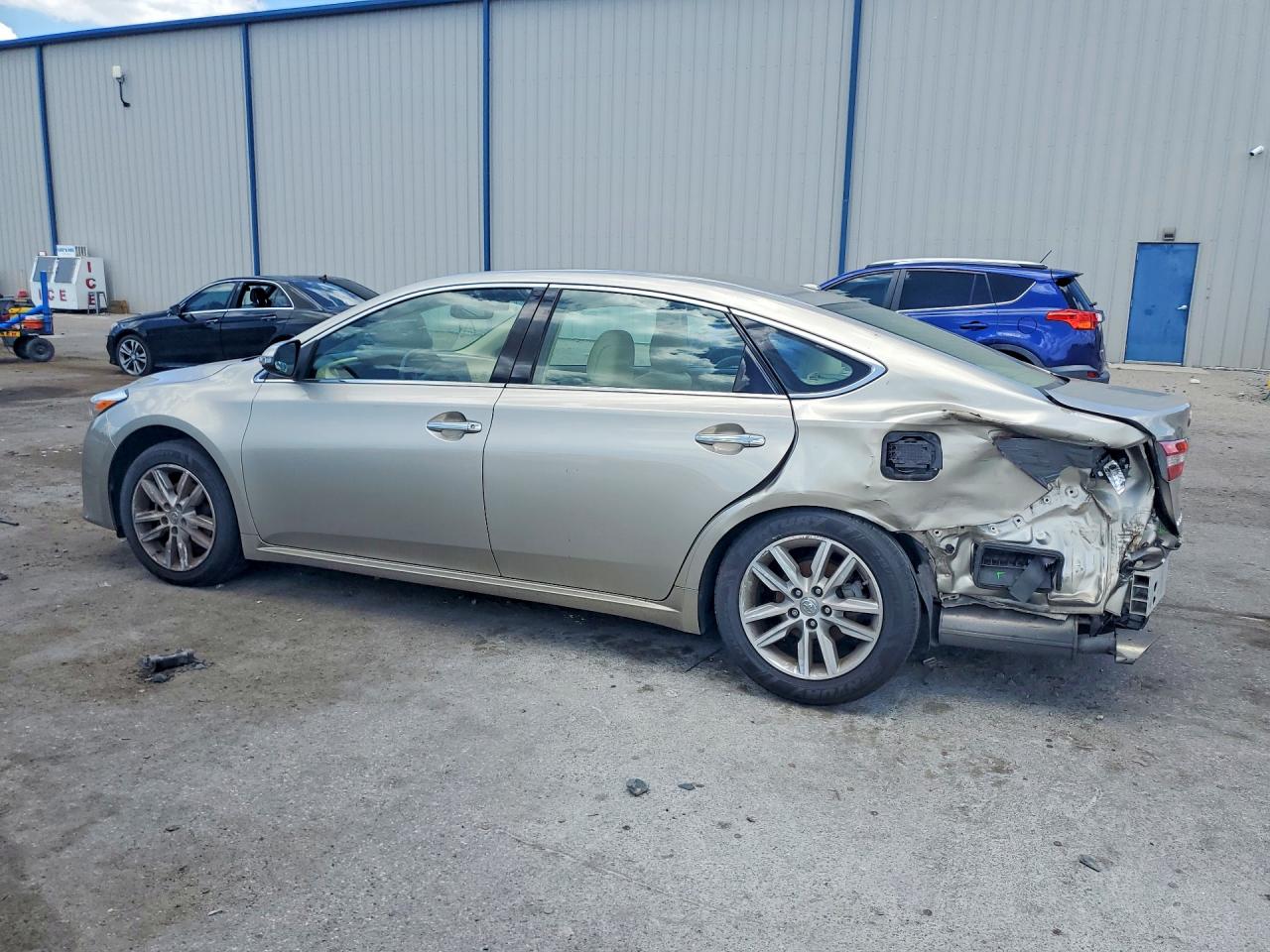 2015 Toyota Avalon Xle Premium Желто-коричневый vin: 4T1BK1EB8FU179582