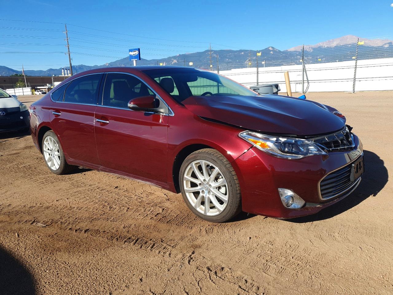 2015 Toyota Avalon Limited Burgundy vin: 4T1BK1EB8FU184667