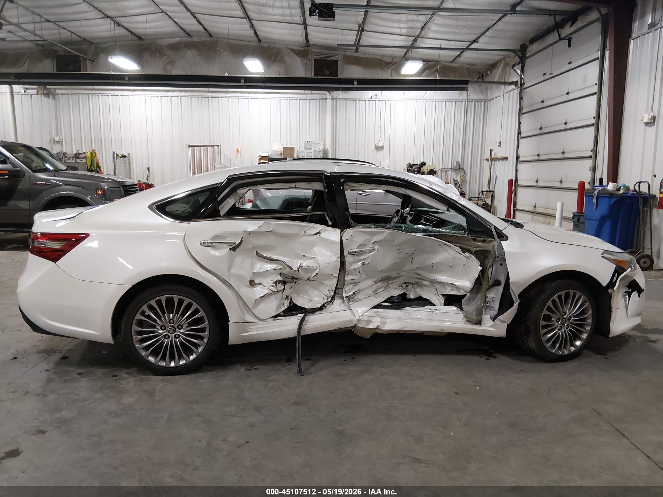 2016 Toyota Avalon Limited Белый vin: 4T1BK1EB8GU199560