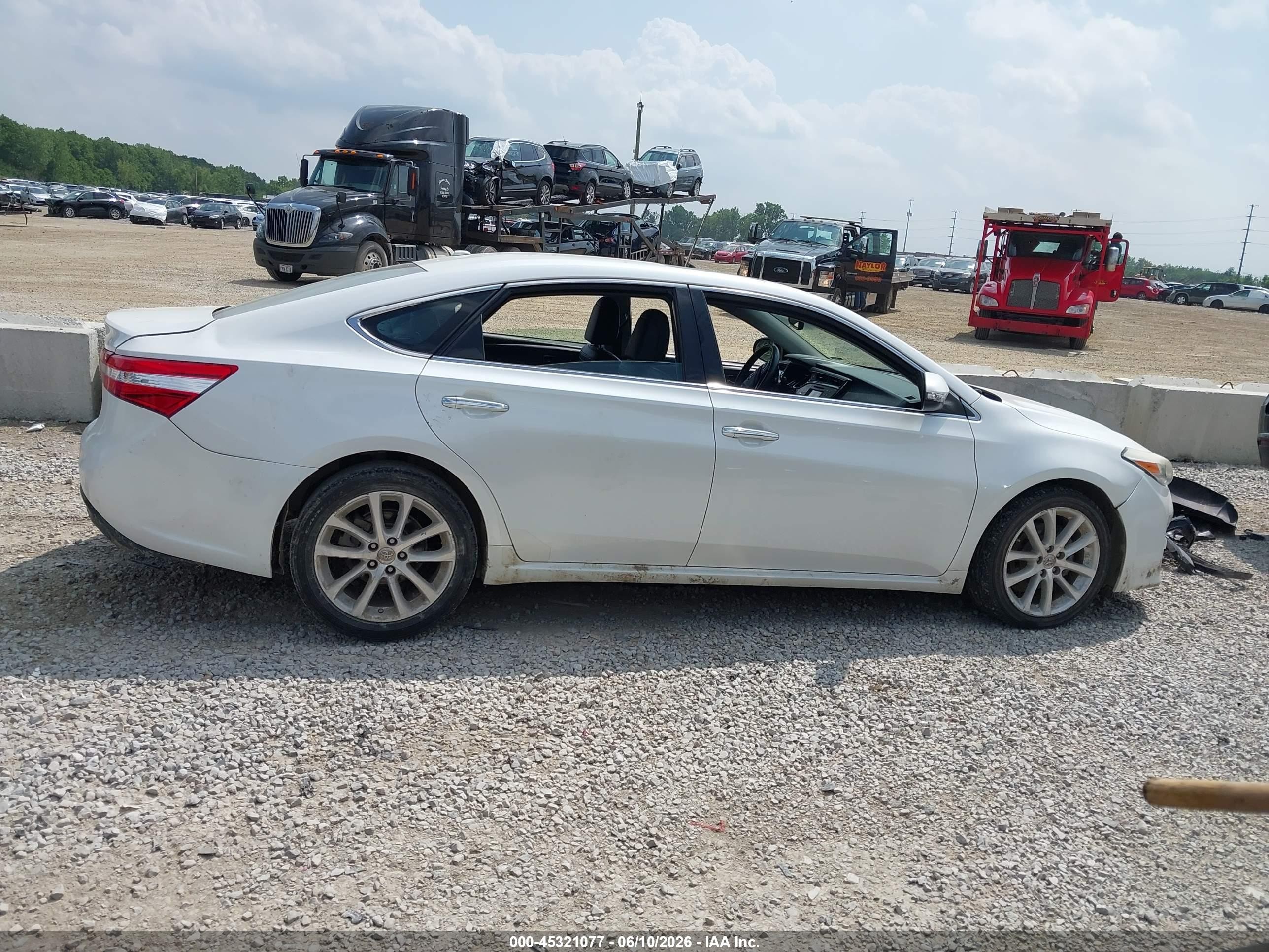2013 Toyota Avalon Xle Touring White vin: 4T1BK1EB9DU005047