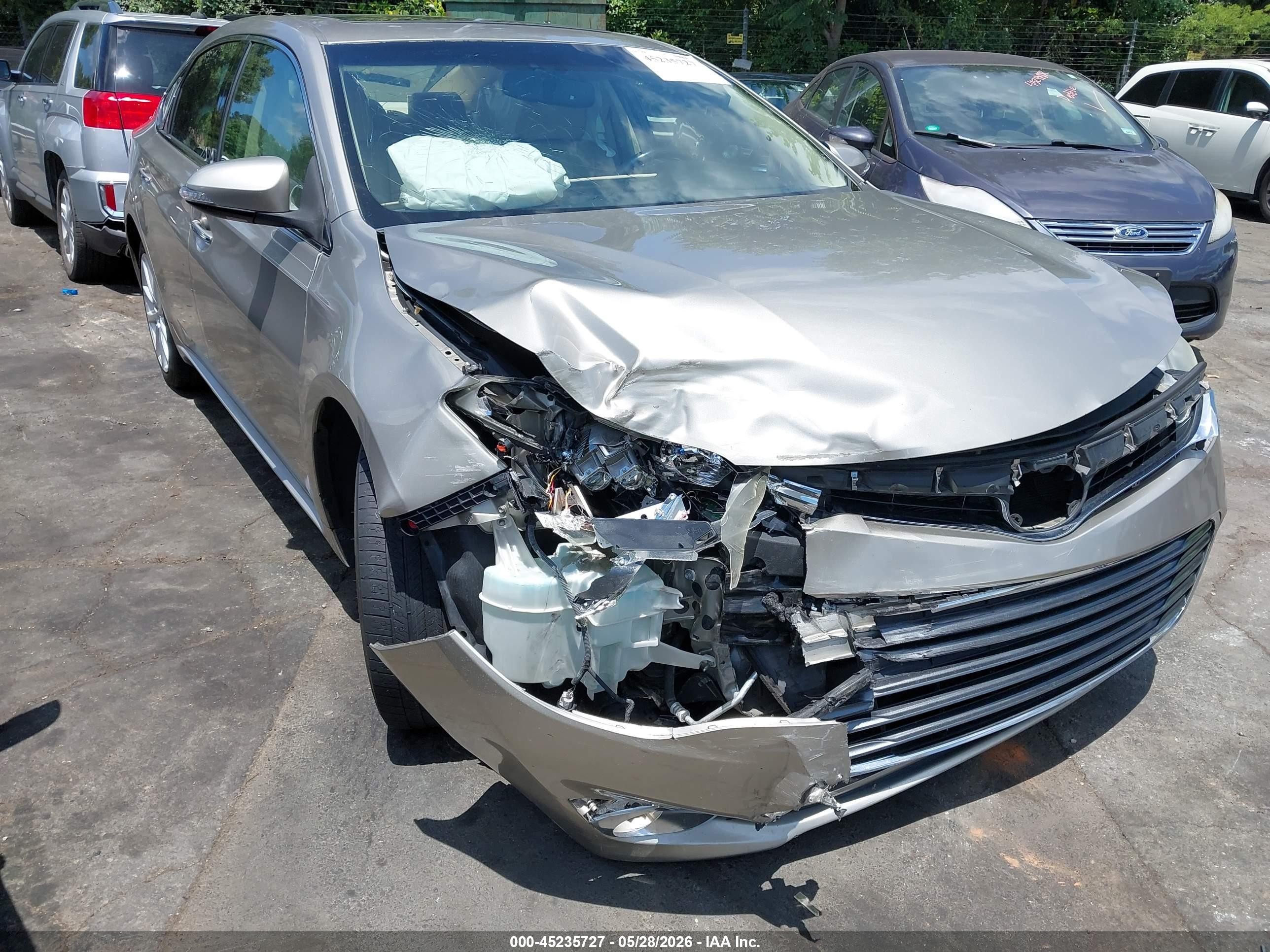 2013 Toyota Avalon Limited Gold vin: 4T1BK1EB9DU030238
